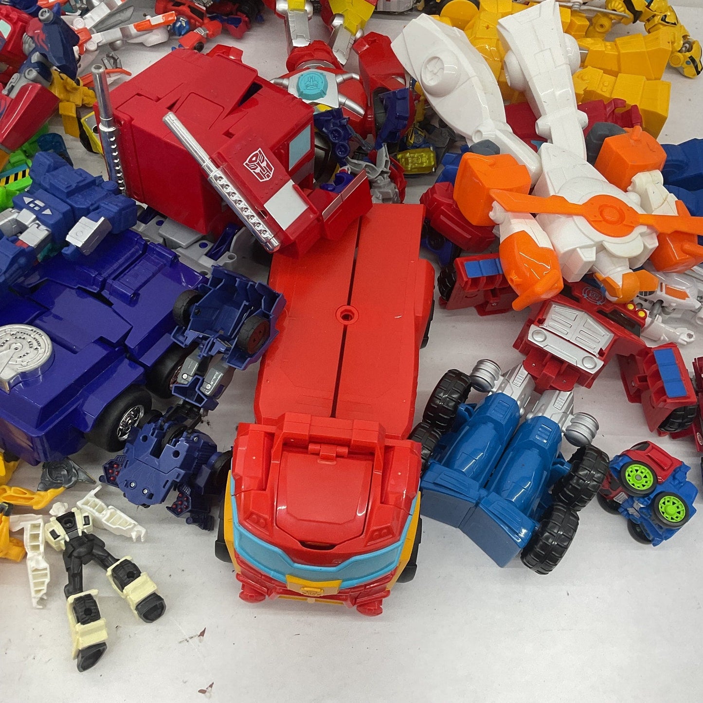 BIG LOT 25 lbs Modern Transformers Optimus Prime Robots Action Figures Preowned - Warehouse Toys