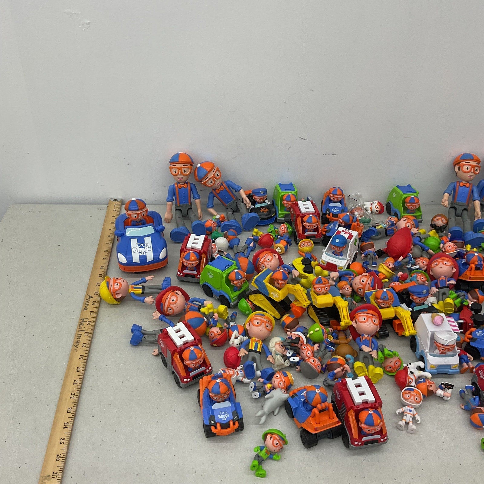 Blippi Orange Blue Vehicles Toy Figures Cake Toppers Dolls 15 lbs Preowned LOT - Warehouse Toys