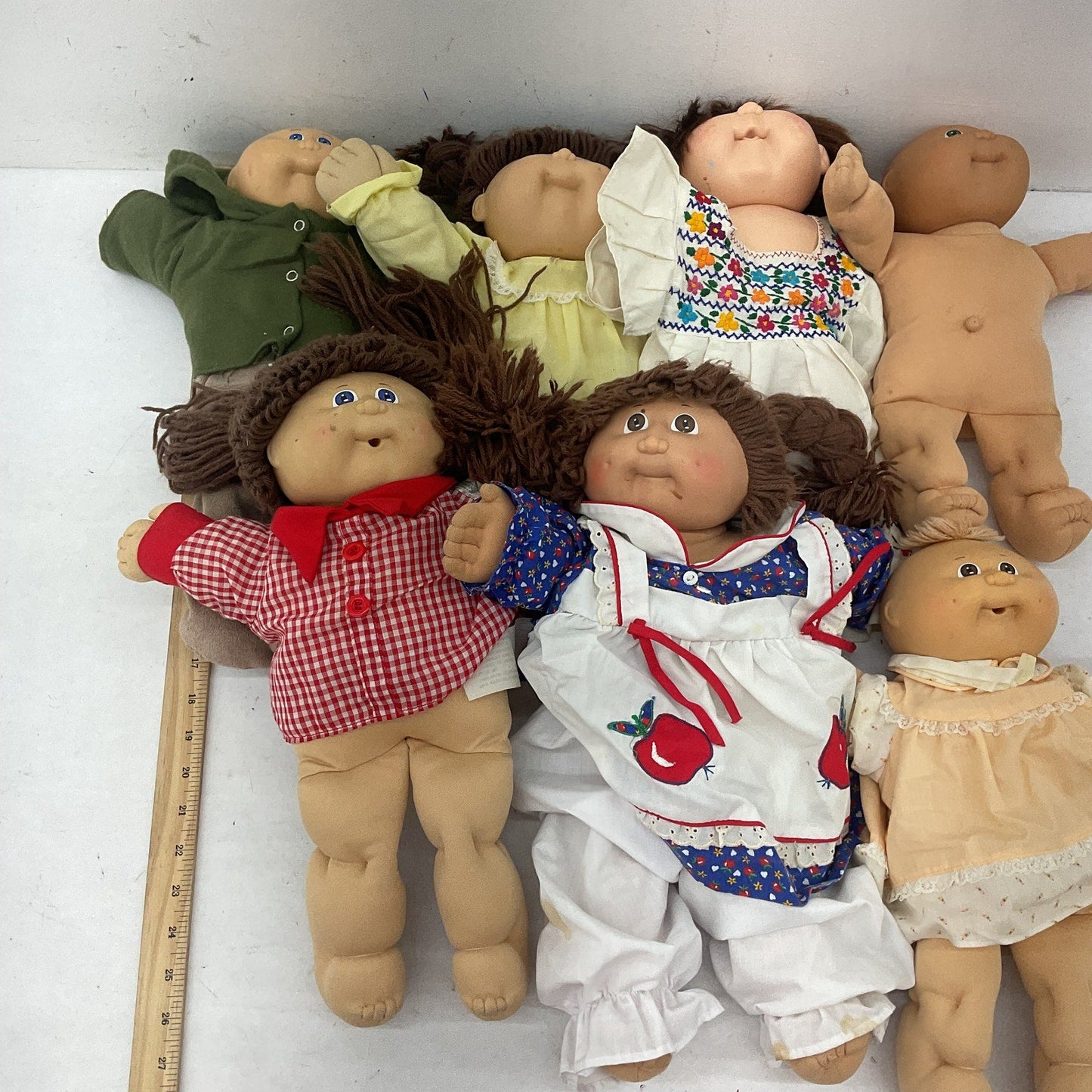 Cabbage Patch Kids CPK Preowned Vintage Baby Dolls LOT Brunette Yarn Hair Girls - Warehouse Toys