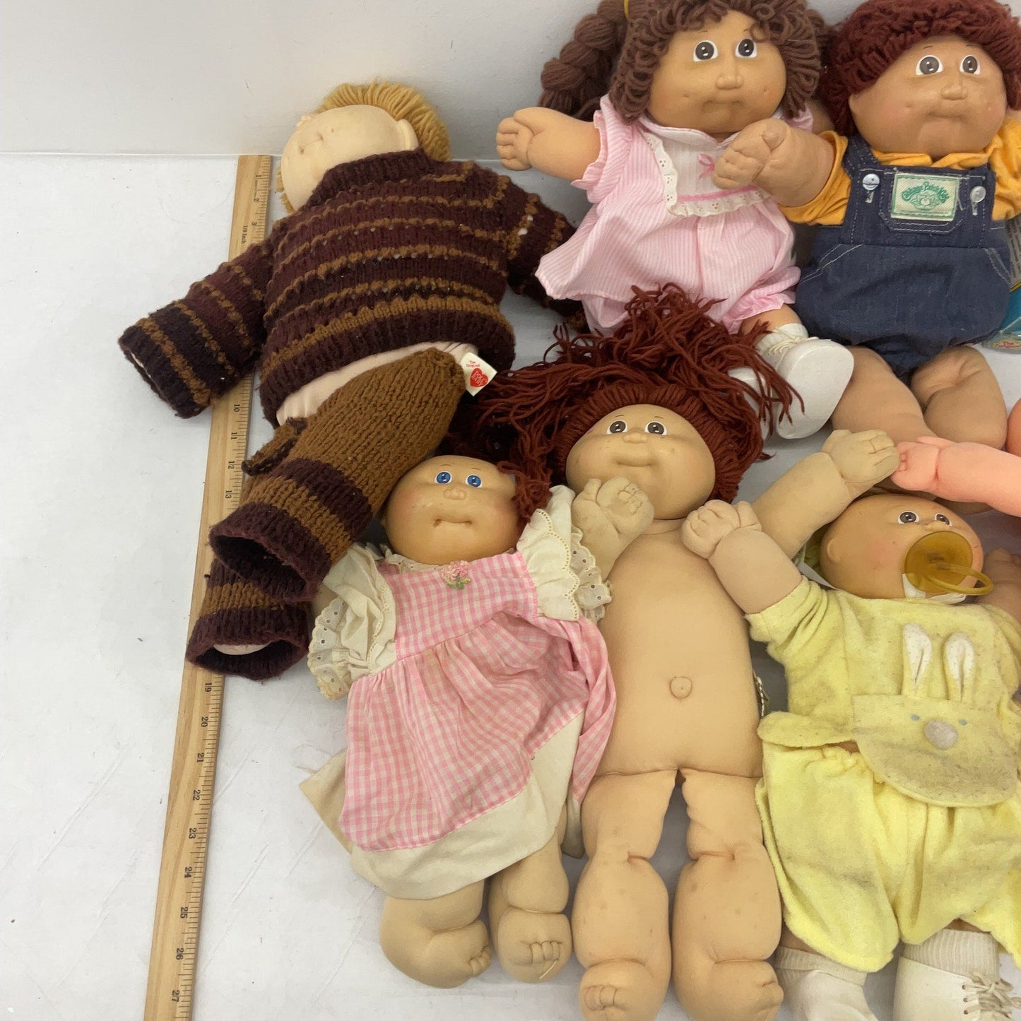 Cabbage Patch Kids & Others Vintage Preowned 11 Baby Dolls LOT Boys Girls Yarn - Warehouse Toys