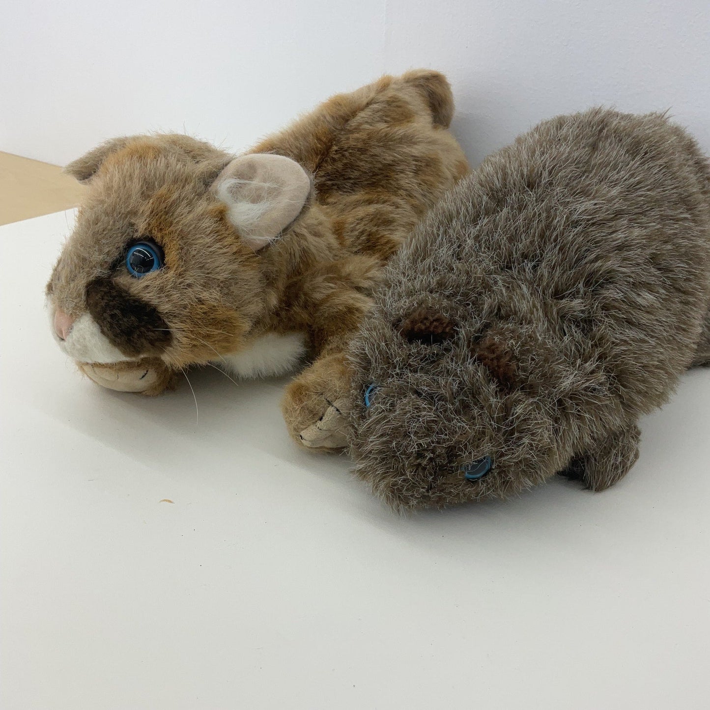 Country Critters Brown Beaver Plush Hand Puppet & Mountain Lion Plush - Warehouse Toys