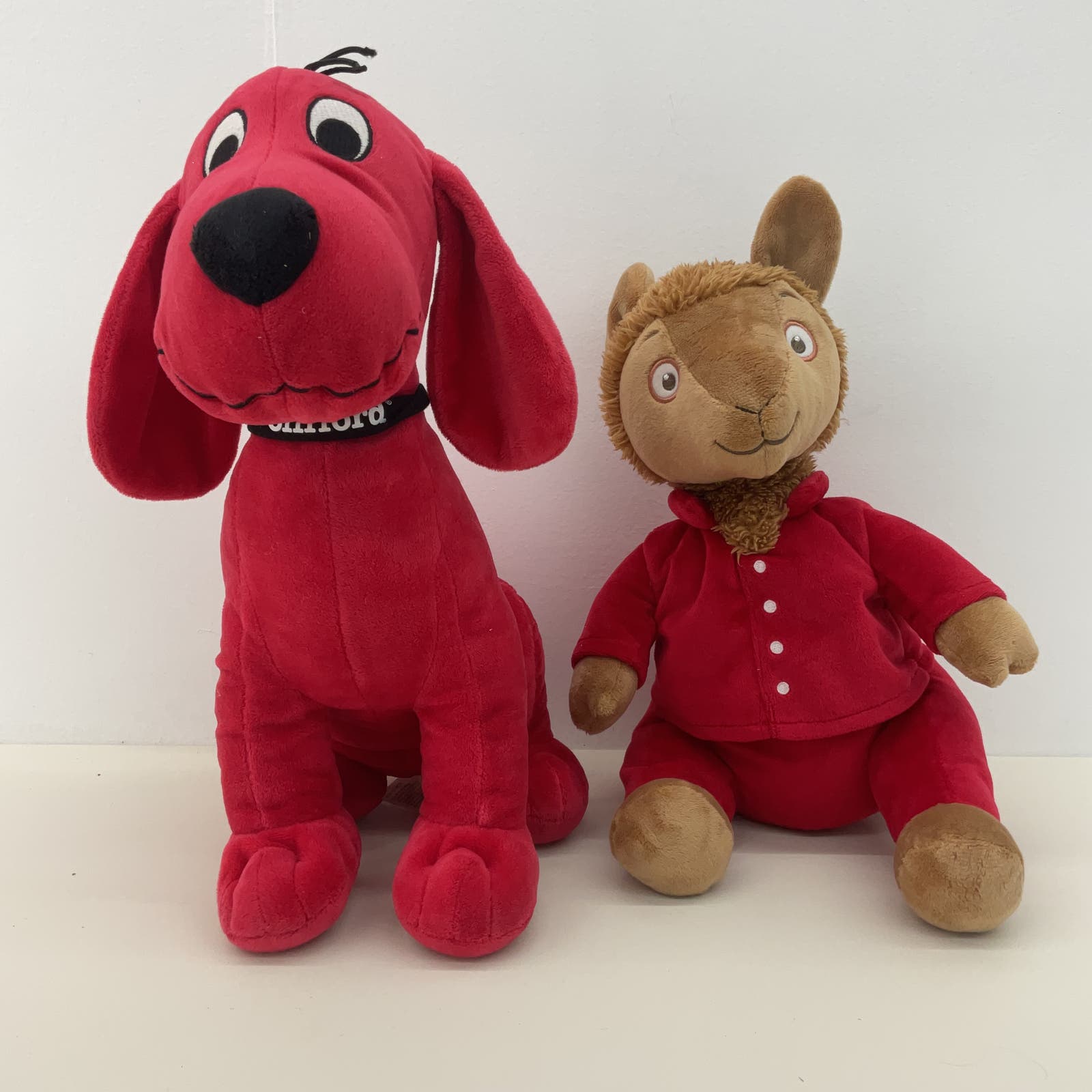 CUTE Kohl's Cares For Kids Cookie Mouse Clifford the Big Red Dog 