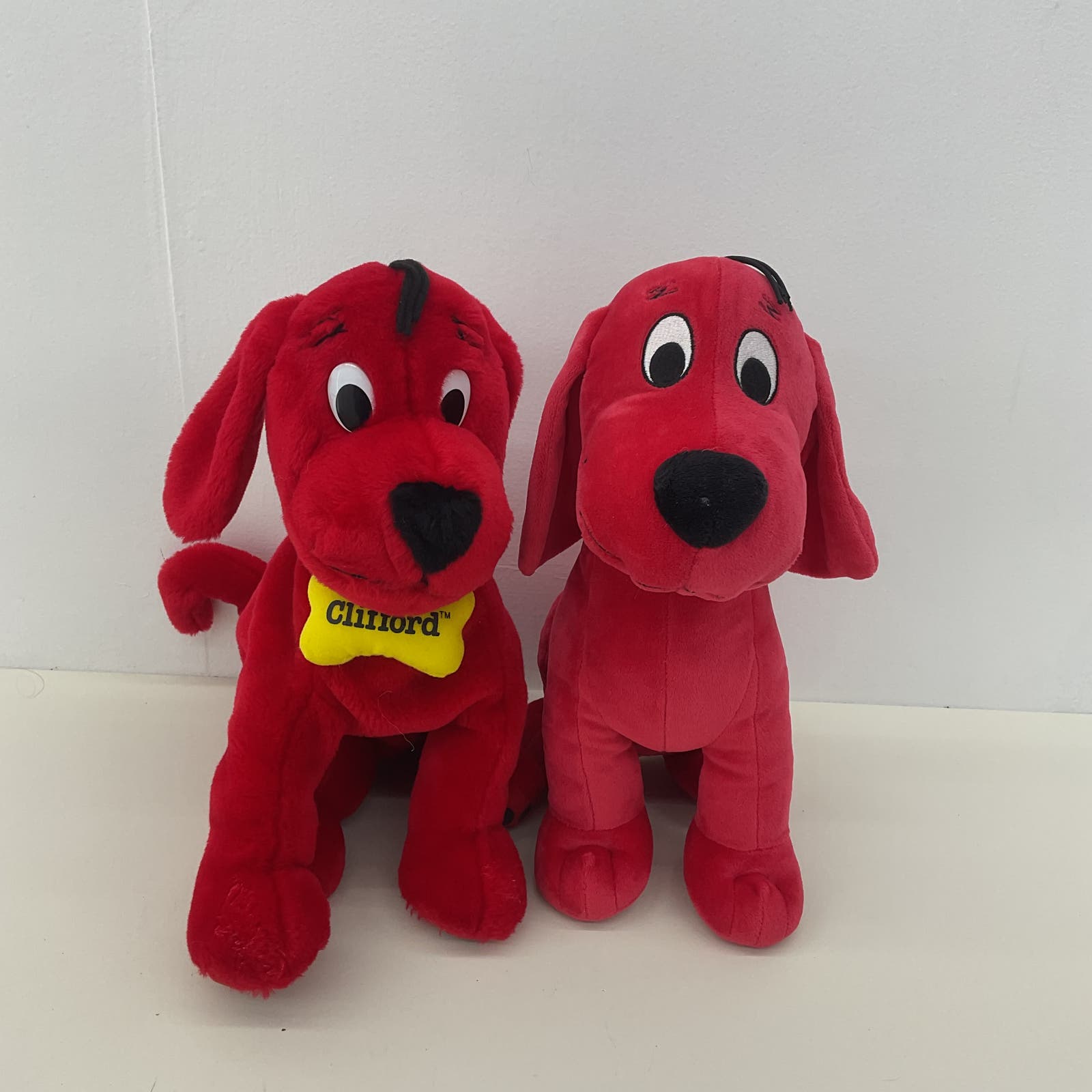 CUTE LOT 2 Kohl's Cares For Kids Clifford the Big Red Dog Plush Stuffed Toys - Warehouse Toys