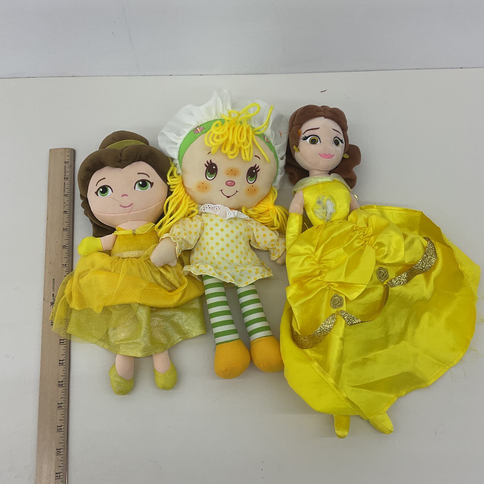 CUTE LOT Disney Princess Belle in Yellow Dress Strawberry Shortcake Lemon Doll - Warehouse Toys