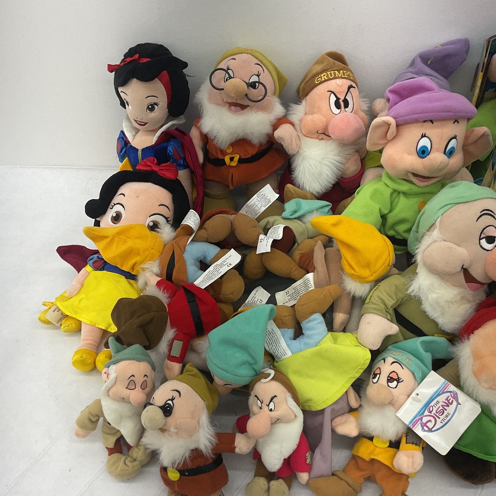 Disney Character Mixed Preowned LOT 10 lbs Plush Dolls Toys Snow White 7 Dwarfs - Warehouse Toys