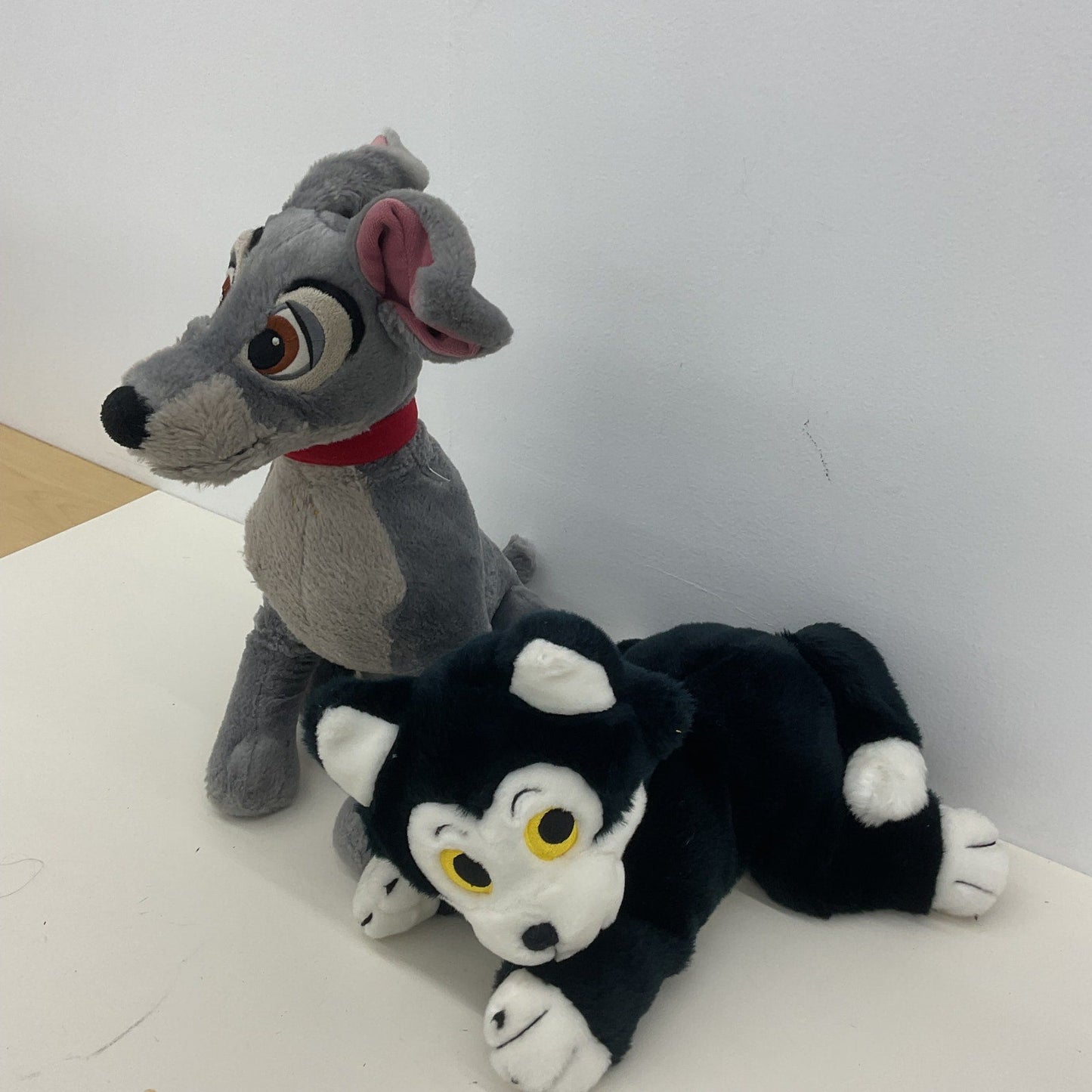 Disney Character Plush LOT Tramp Gray Dog Figaro Pinocchio Black White Cat - Warehouse Toys