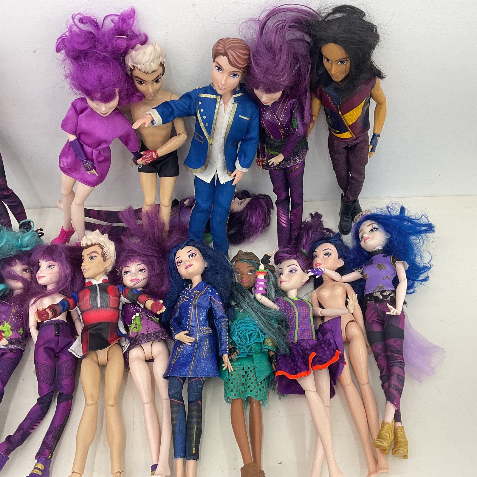 Disney Descendants Mixed Preowned Character Play Dolls LOT Purple Blue Hair 5lbs - Warehouse Toys