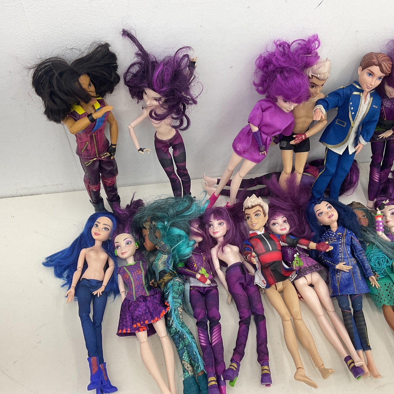 Disney Descendants Mixed Preowned Character Play Dolls LOT Purple Blue Hair 5lbs - Warehouse Toys