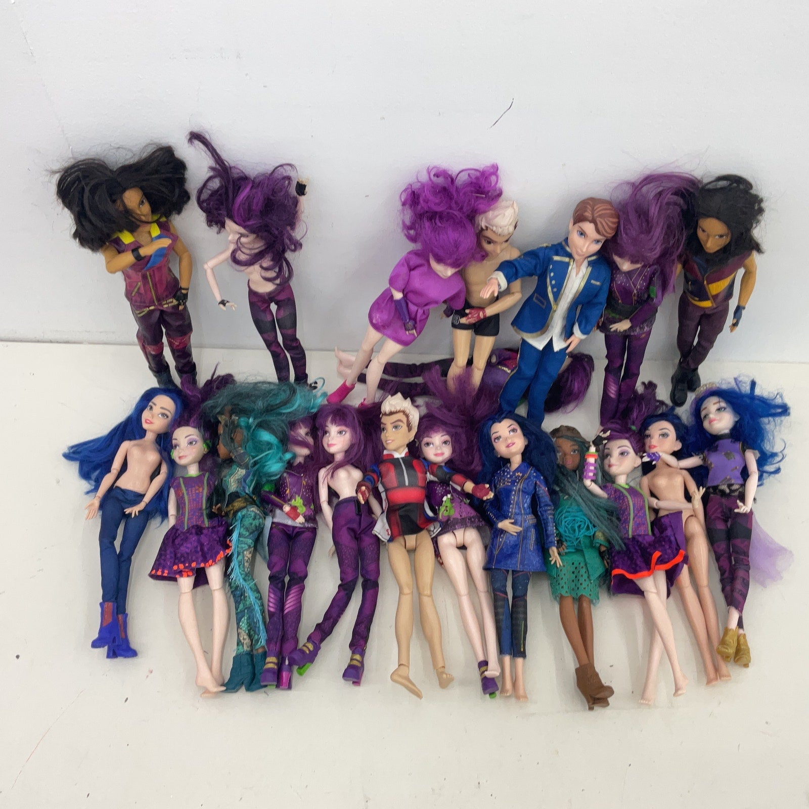 Disney Descendants Mixed Preowned Character Play Dolls LOT Purple Blue Hair 5lbs - Warehouse Toys