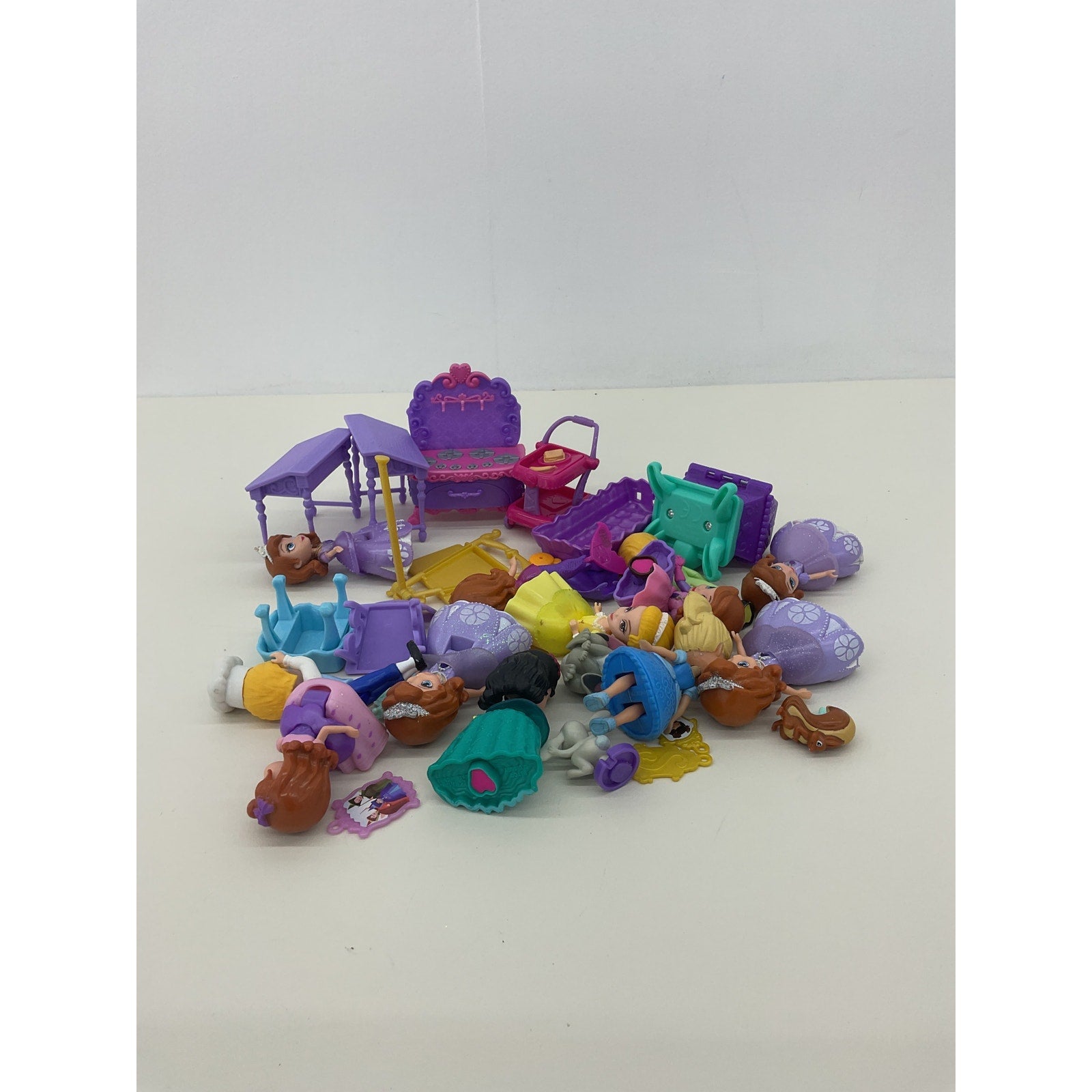 Disney Doll Playset Princess Mini Figures Dolls Accessories LOT - Warehouse Toys