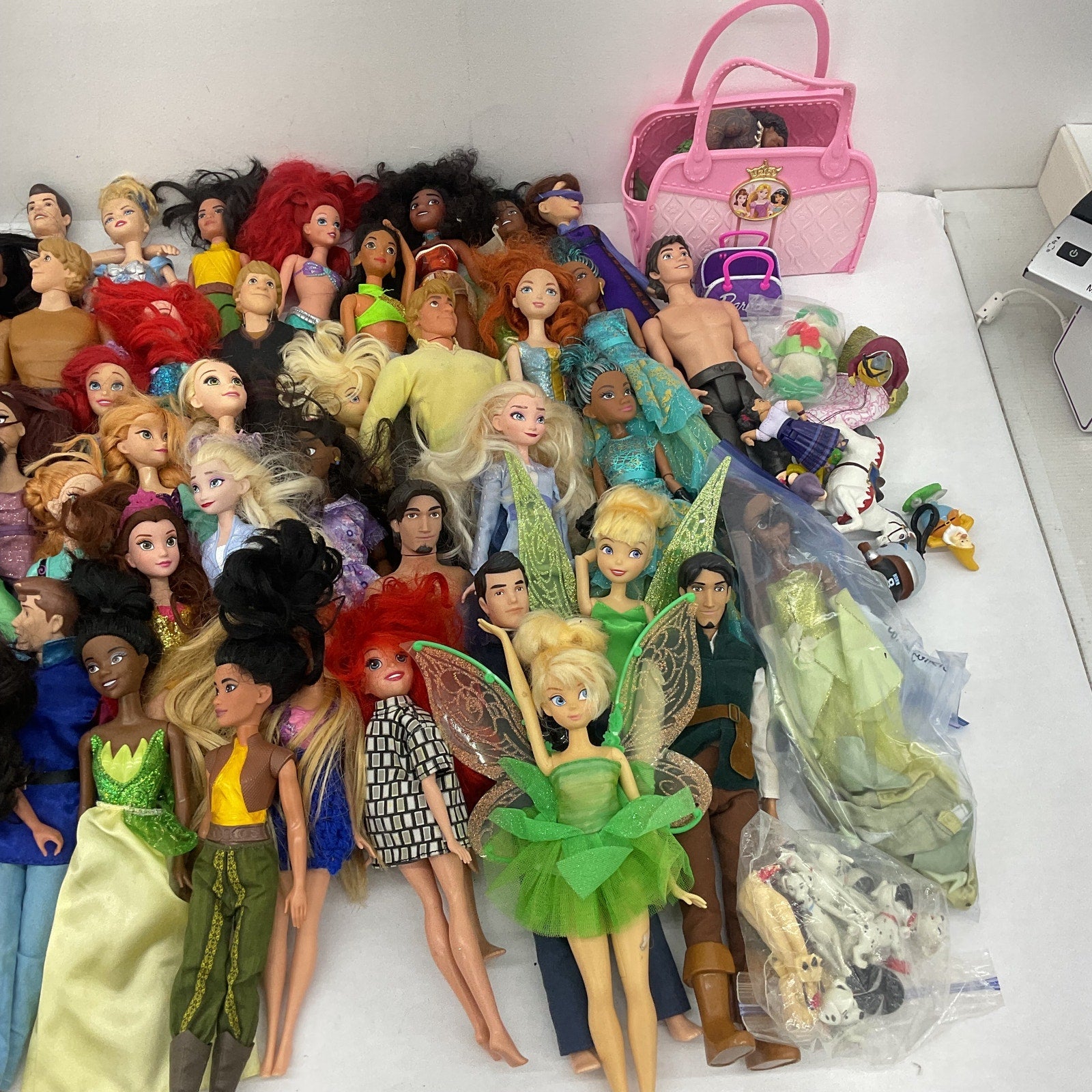 Disney Princesses Princess Preowned Play Fashion Dolls LOT 25 lbs Loose Mixed - Warehouse Toys