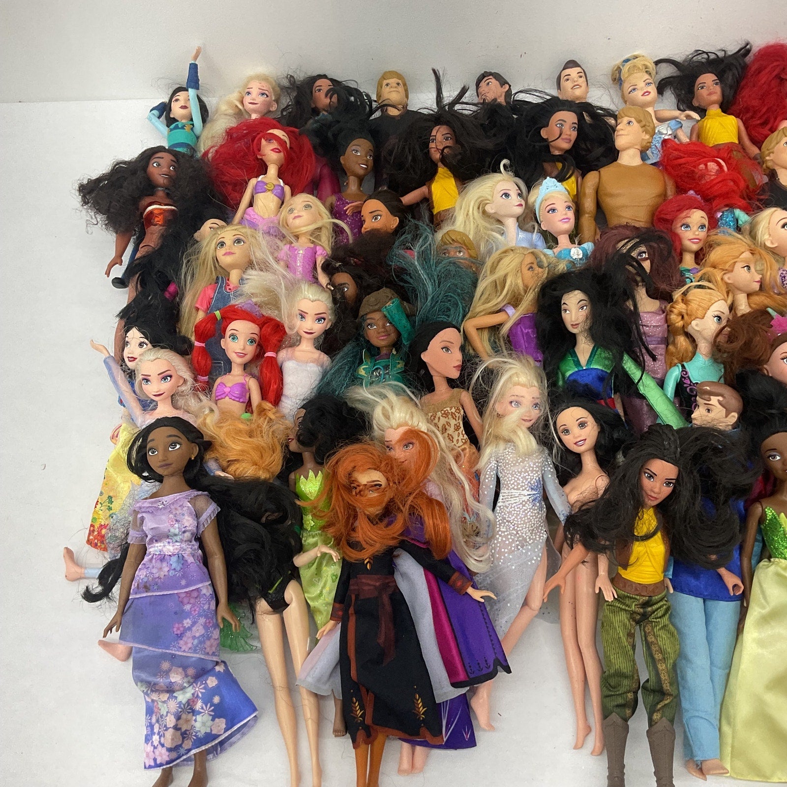 Disney Princesses Princess Preowned Play Fashion Dolls LOT 25 lbs Loose Mixed - Warehouse Toys