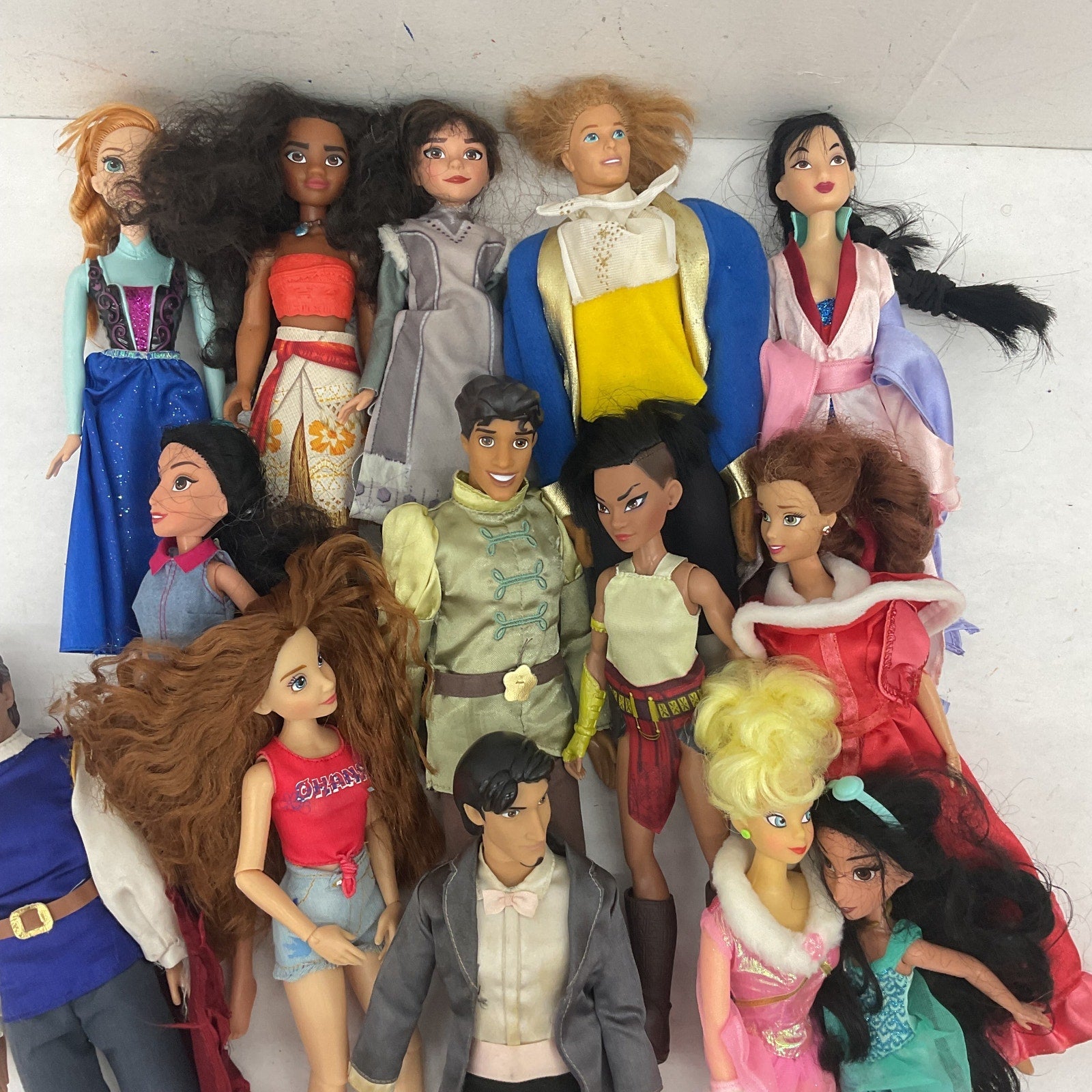 Disney Princesses Princess Preowned Play Fashion Dolls LOT 5 lbs Loose Mixed - Warehouse Toys