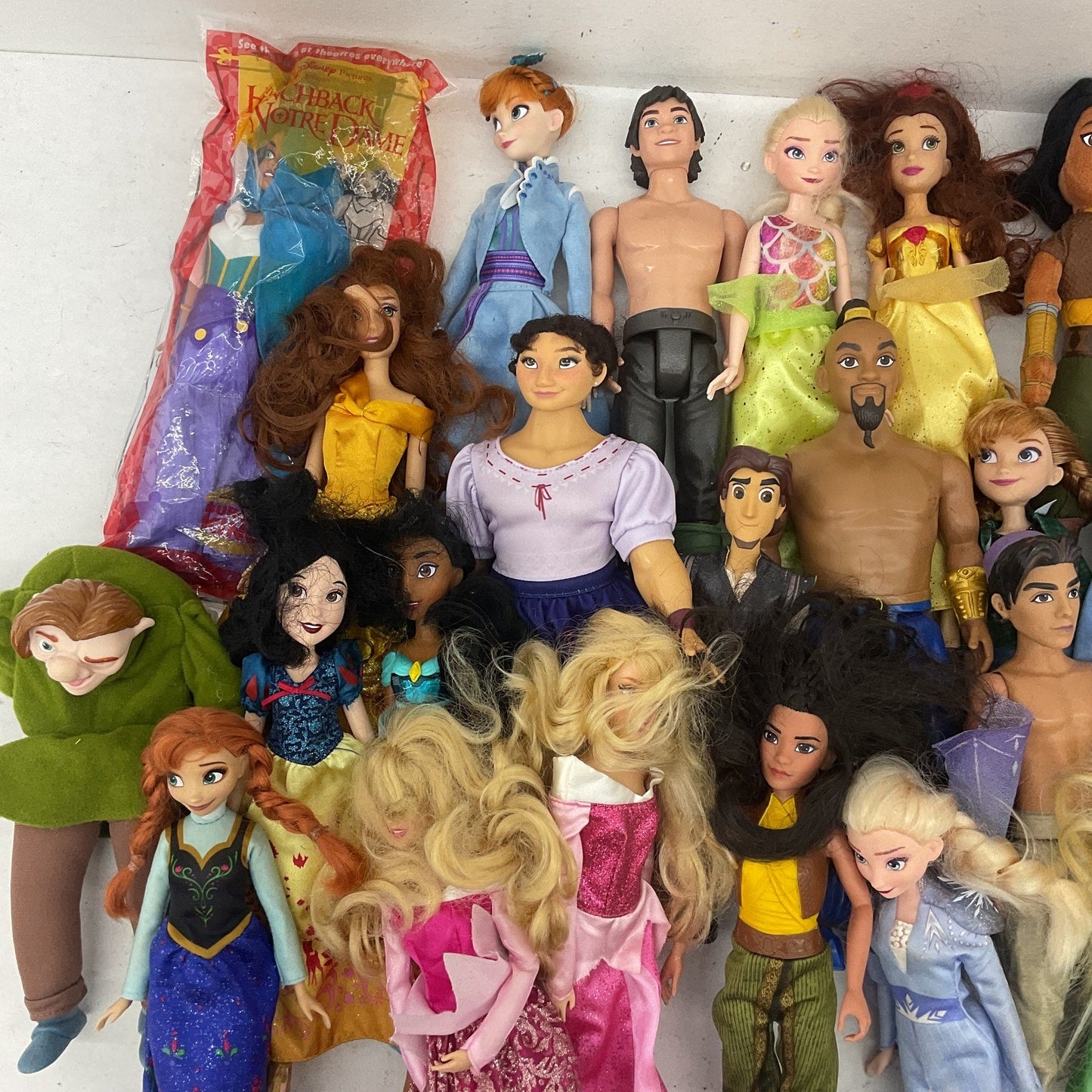 Disney Princesses Princess Preowned Play Fashion Dolls LOT 8 lbs Loose Mixed - Warehouse Toys