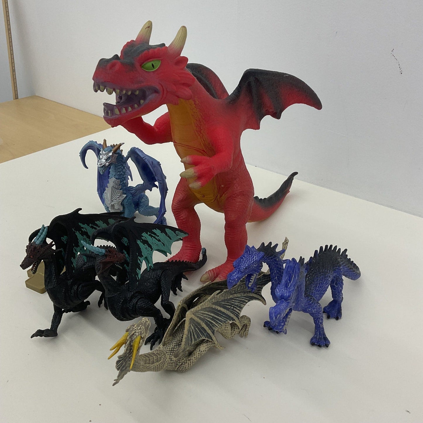 Fantasy Dragon Red Blue Purple Action Figure, Plastic Figures Lot Preowned - Warehouse Toys