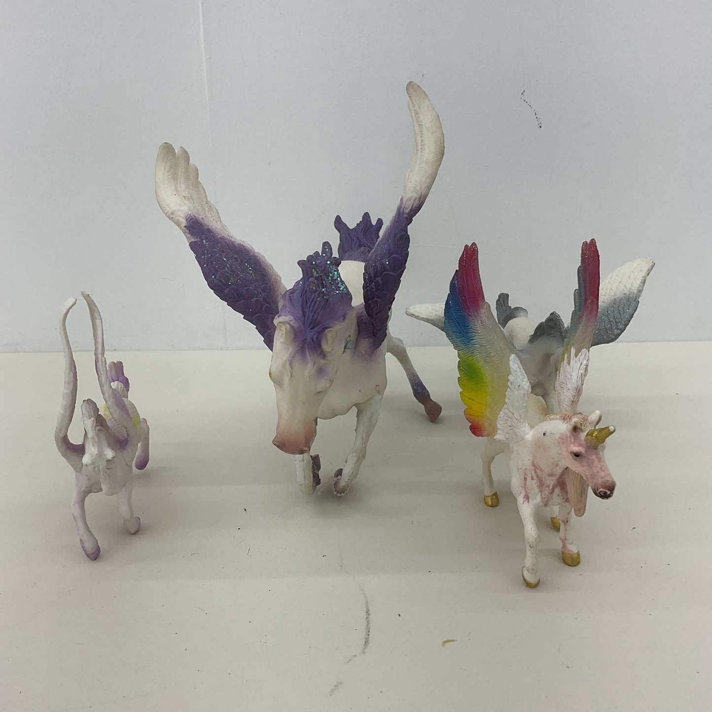 Fantasy Unicorn Pegasus Winged Horses D&D Toy Figures Figurines Used Toys - Warehouse Toys