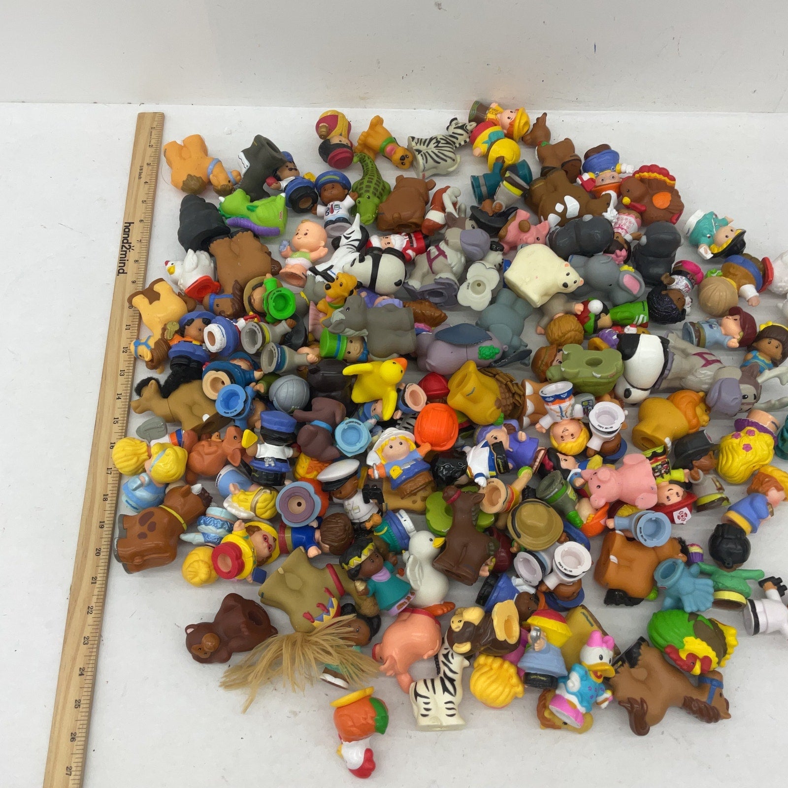 Fisher Price 10 lbs Little People Animals Humans Character Figures Preowned LOT - Warehouse Toys