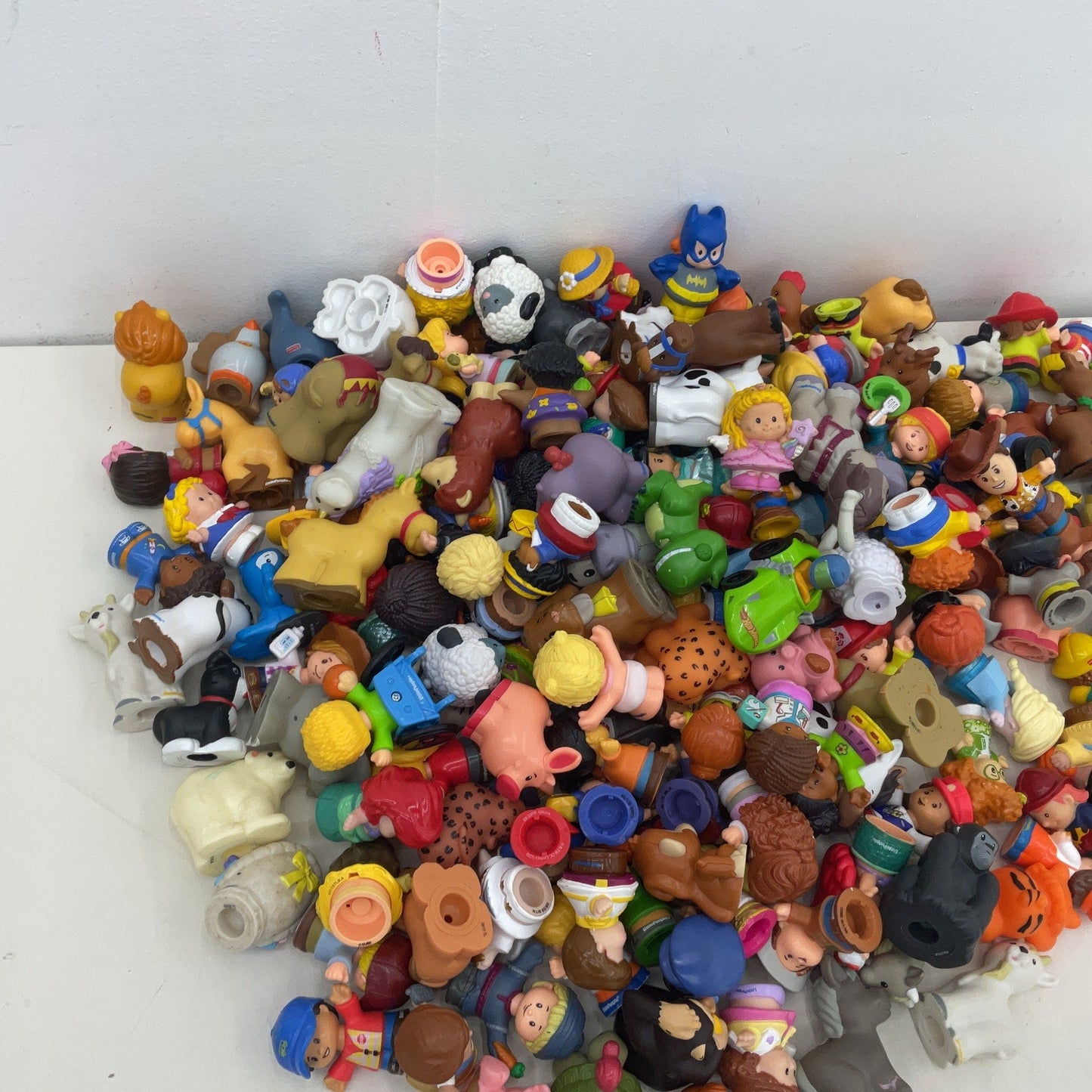 Fisher Price 13 lbs Little People Animals Humans Character Figures Preowned LOT - Warehouse Toys