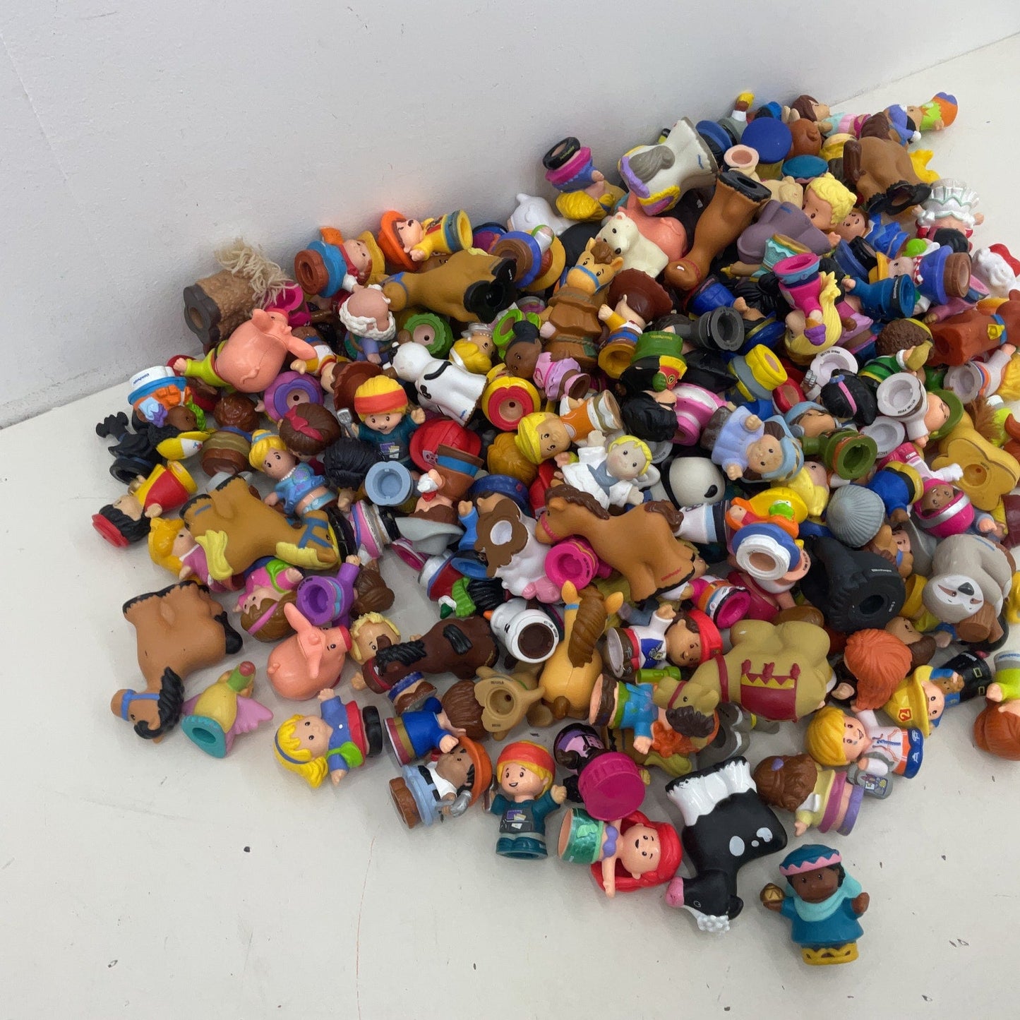 Fisher Price 15 lbs Little People Animals Humans Character Figures Preowned LOT - Warehouse Toys