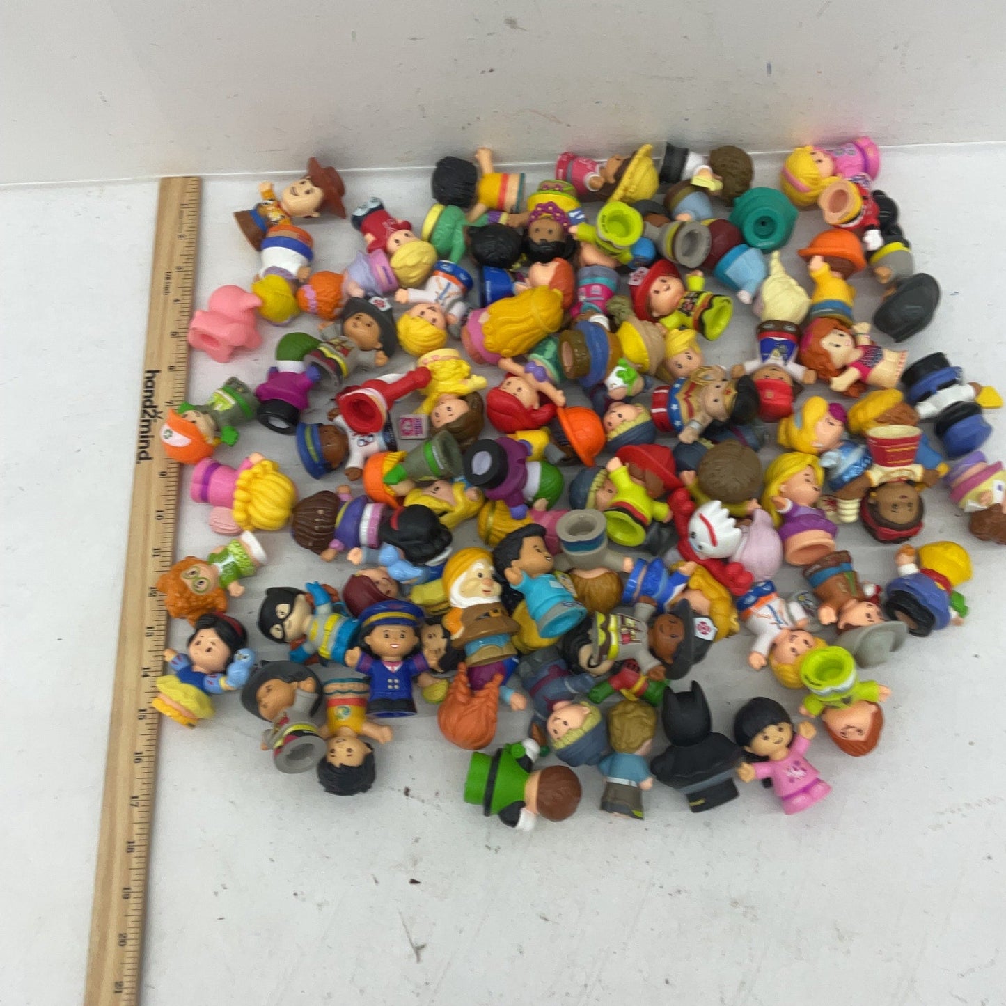 Fisher Price 7 lbs Little People Animals Humans Character Figures Preowned LOT - Warehouse Toys