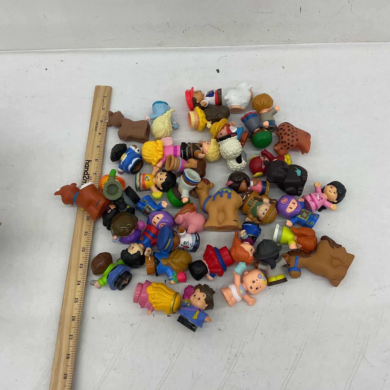 Fisher Price Little People Animals Humans Character Figures Preowned LOT 3 lbs - Warehouse Toys