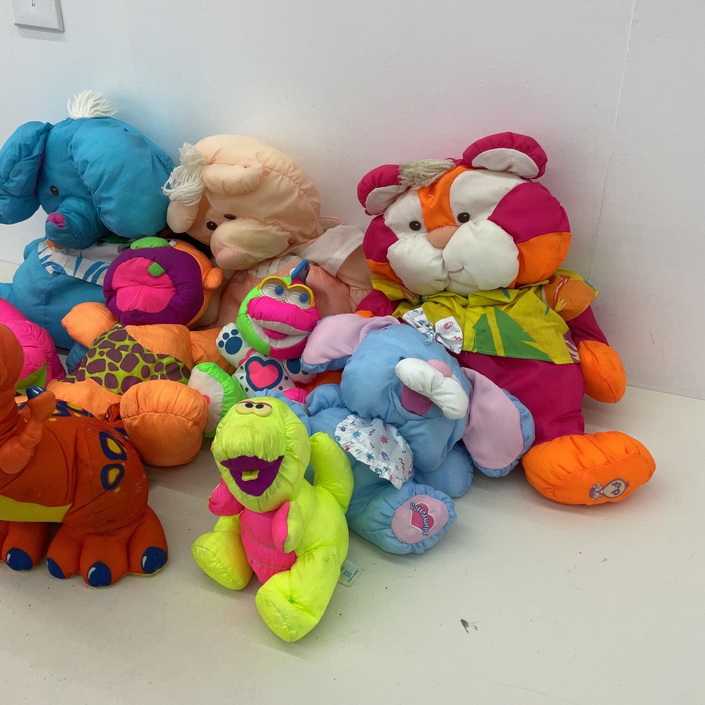 Fisher Price Puffalumps & Others Vintage Stuffed Animals LOT Wild Dino Roars - Warehouse Toys