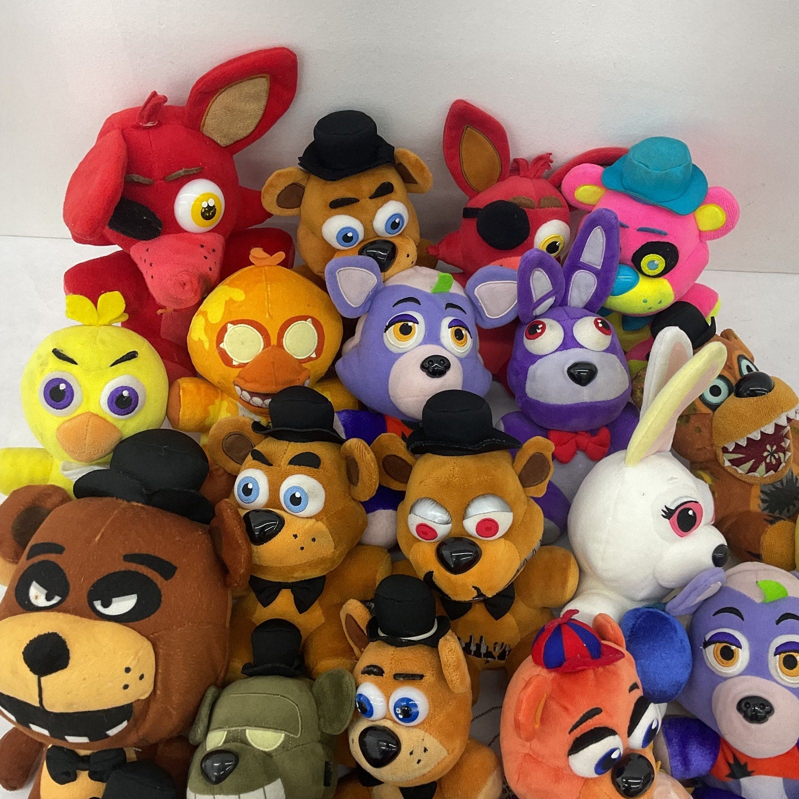 FNAF Five Nights At Freddy's Character Plush Dolls Toys LOT 5 lbs Sundrop Foxy - Warehouse Toys