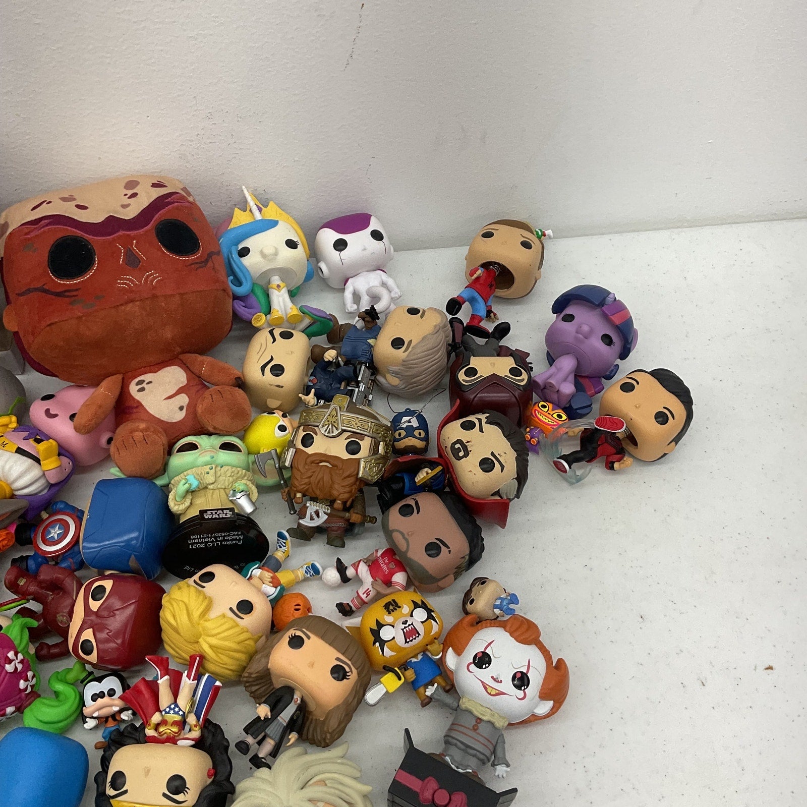 Funko Pop & Other Vinyl Designer Toy Figures Geeky Character 12 lbs Preowned LOT - Warehouse Toys