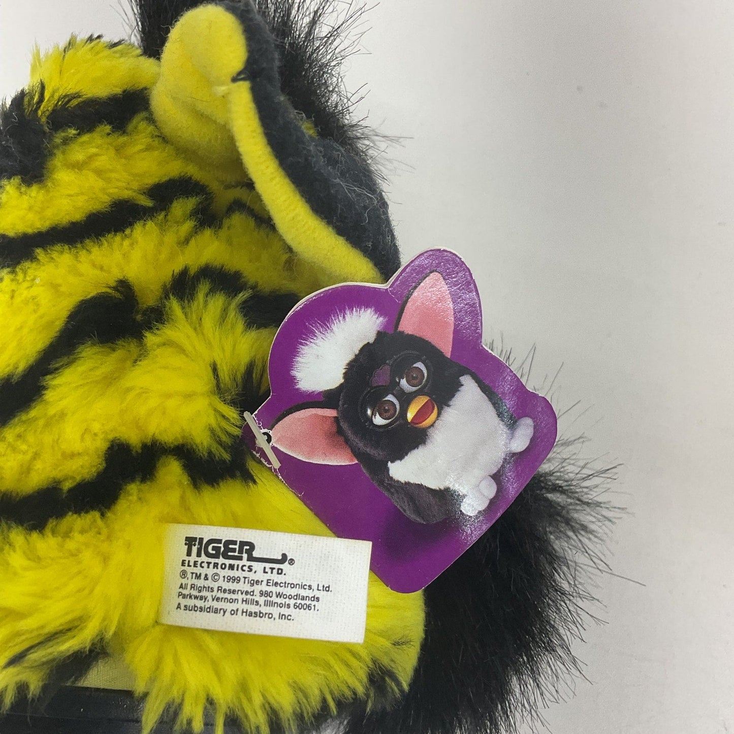 Furby Preowned Tiger Electronics Brand Black Yellow Toy Lot of 2 Not Tested - Warehouse Toys