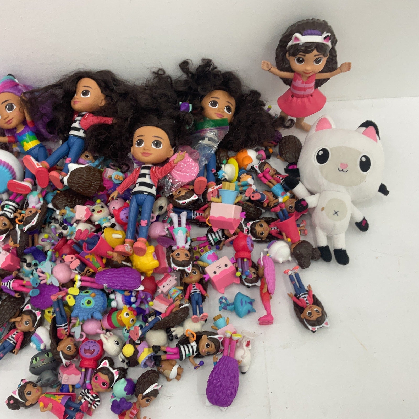 Gabby's Dollhouse & Others Character Play Dolls Toys Preowned Mixed LOT 10 lbs - Warehouse Toys