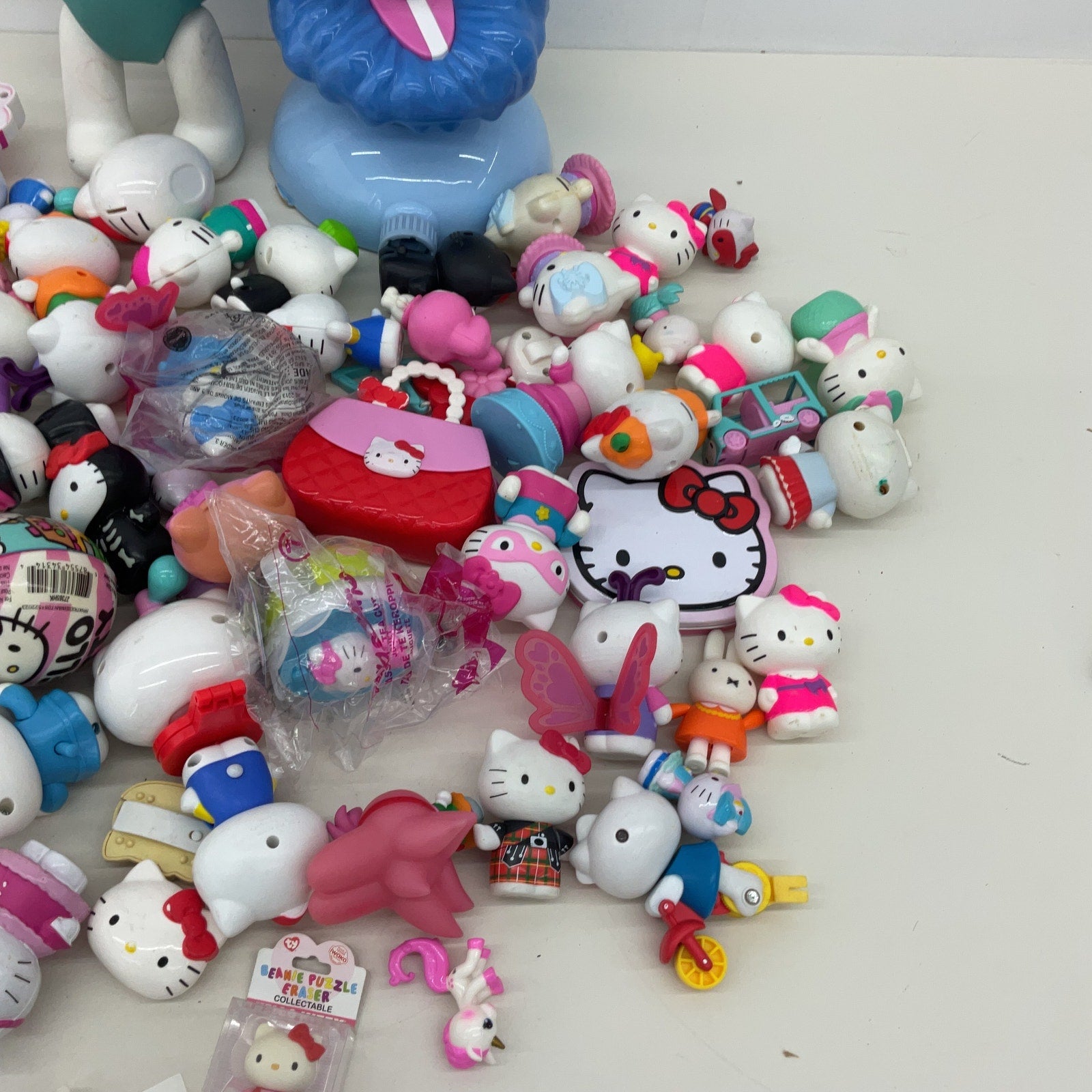 Hello Kitty Preowned Sanrio White Plastic Wholesale Toy figure Lot Bulk - Warehouse Toys