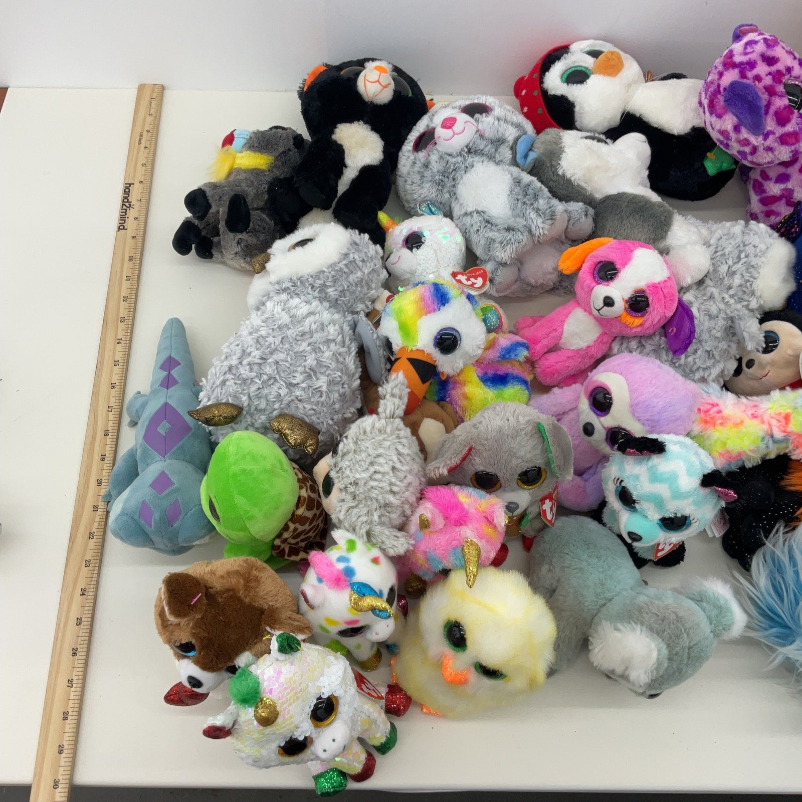 Huge hotsell Ty beanie boos lot