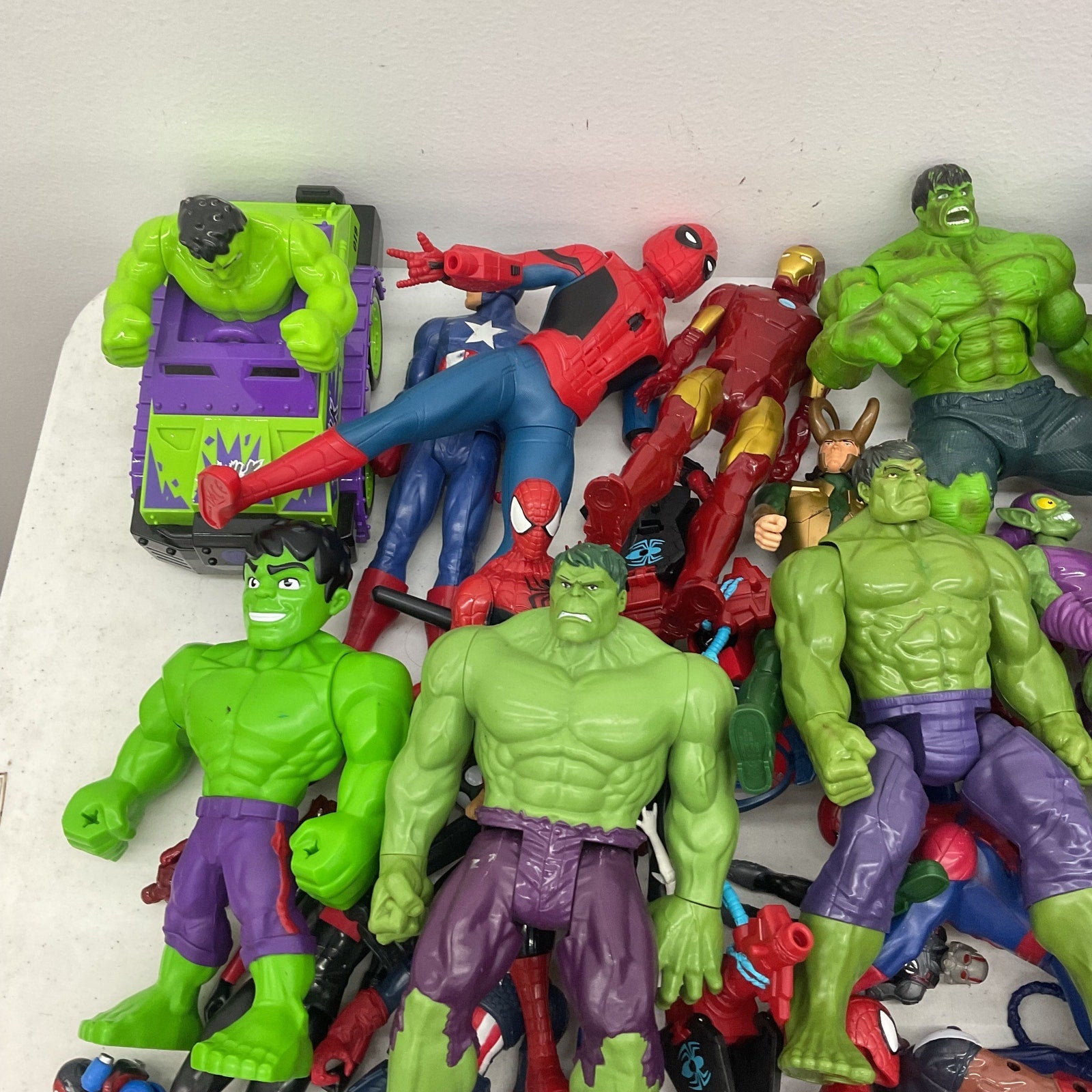 HUGE 23 lbs LOT Super Hero Avengers Marvel Spiderman Action Figures Toys - Warehouse Toys