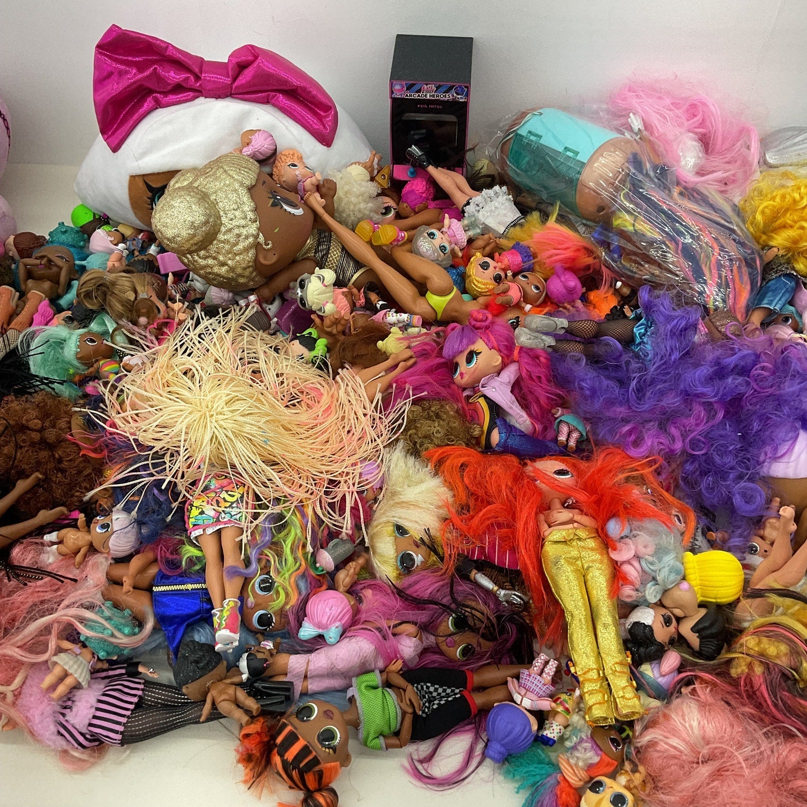 HUGE 37 lbs LOT MGA LOL OMG Surprise & Others Fashion Play Dolls Loose Mixed - Warehouse Toys