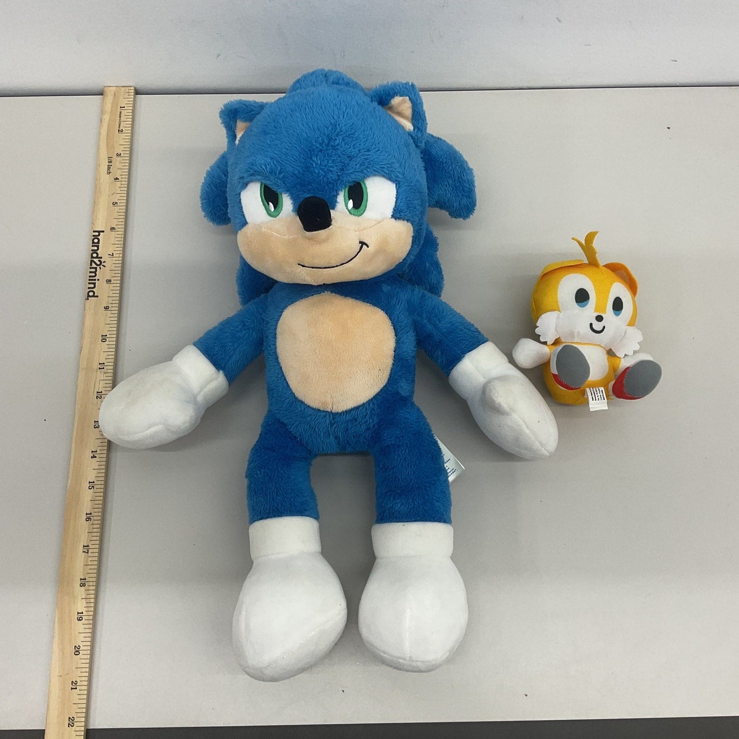 HUGE LOT 12 lbs Sonic the Hedgehog Shadow Robotnik Amy Knuckles Plush Dolls LOT - Warehouse Toys