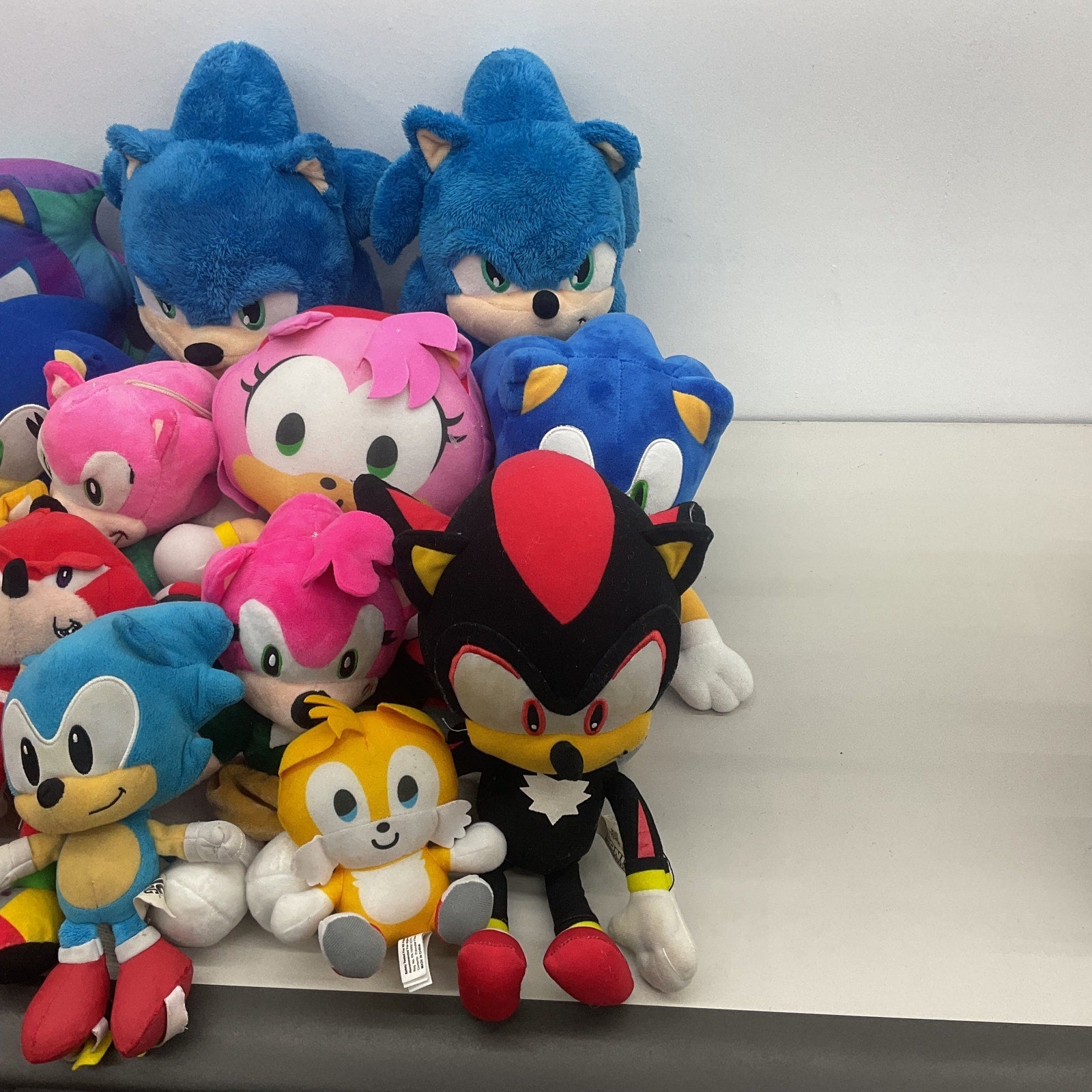 HUGE LOT 12 lbs Sonic the Hedgehog Shadow Robotnik Amy Knuckles Plush Dolls LOT - Warehouse Toys