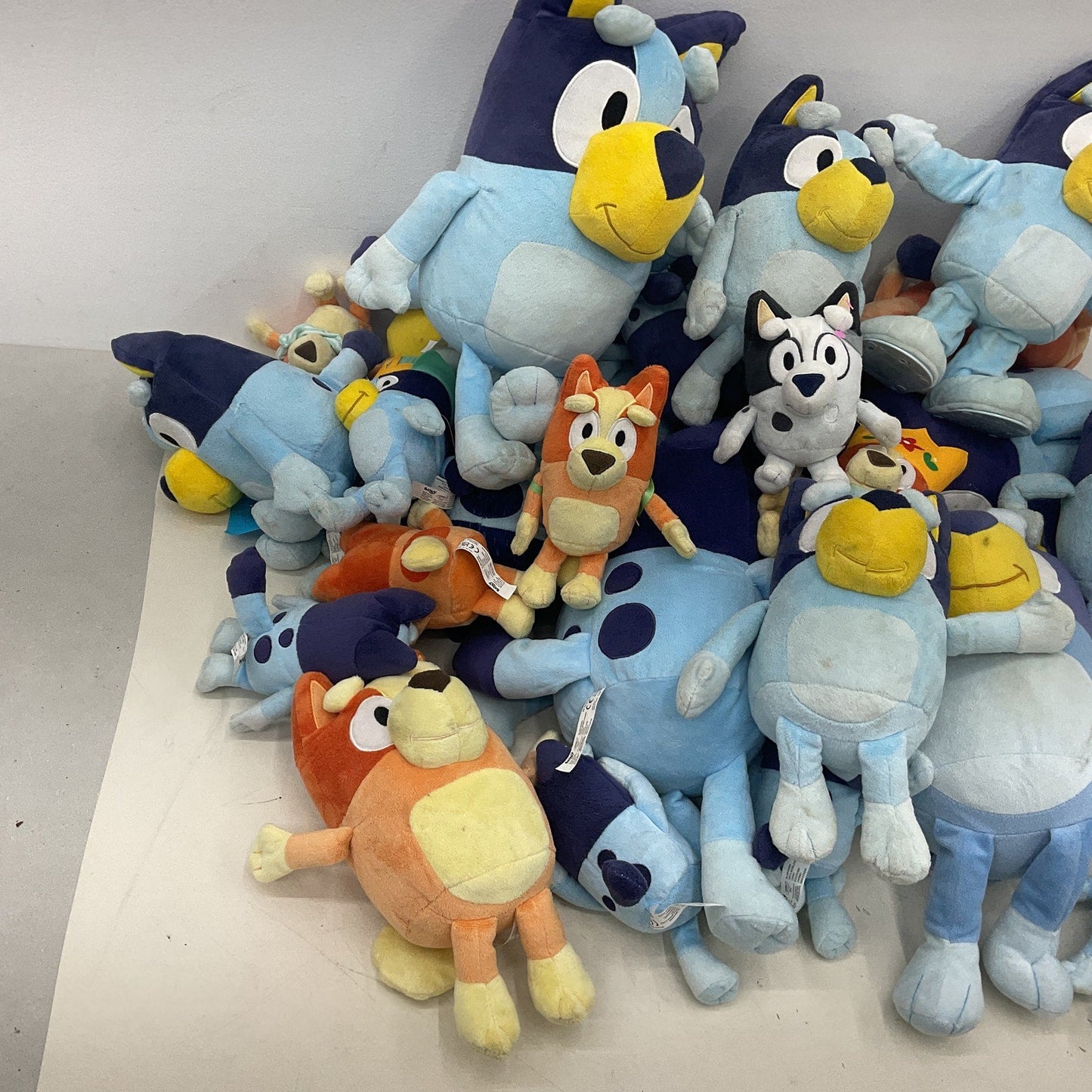 HUGE LOT 15 lbs Bluey Character Plush Dolls Toys Chloe Bingo Dog Cartoon Loose - Warehouse Toys