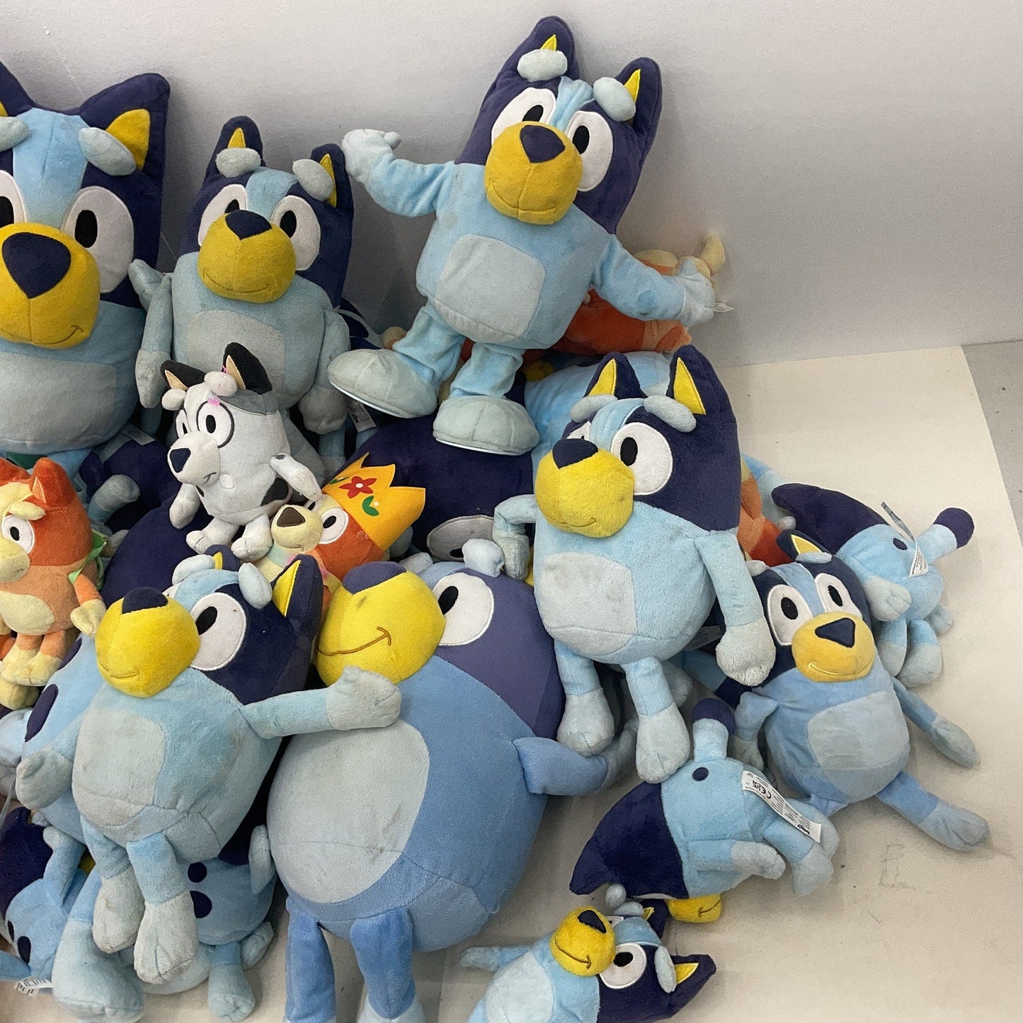 HUGE LOT 15 lbs Bluey Character Plush Dolls Toys Chloe Bingo Dog Cartoon Loose - Warehouse Toys