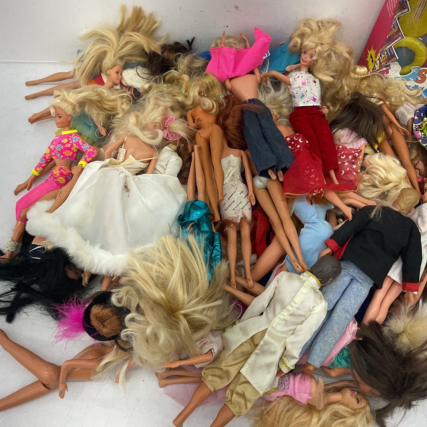 HUGE LOT 17 lbs Vintage Mattel Barbie Ken & Others Fashion Play Dolls Preowned - Warehouse Toys