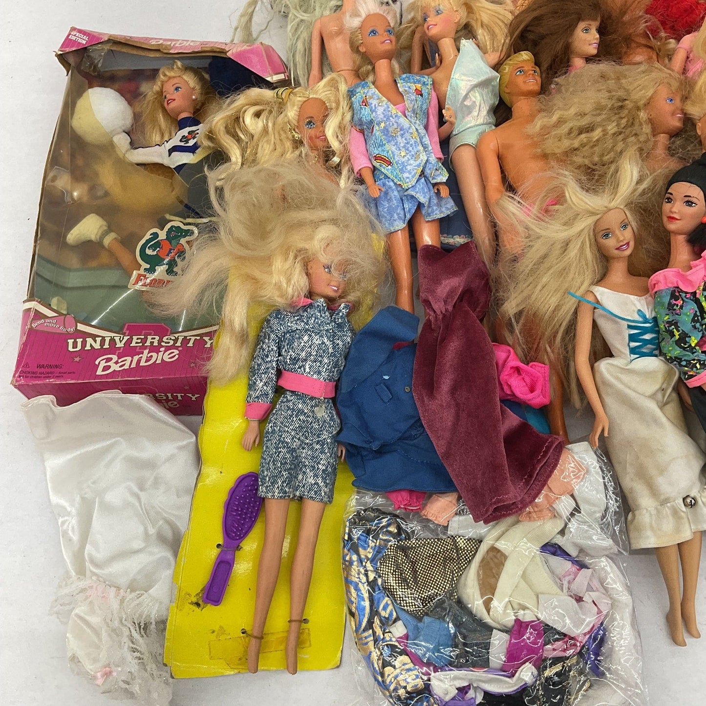 HUGE LOT 20 lbs Vintage Mattel Barbie Ken & Others Fashion Play Dolls Preowned - Warehouse Toys