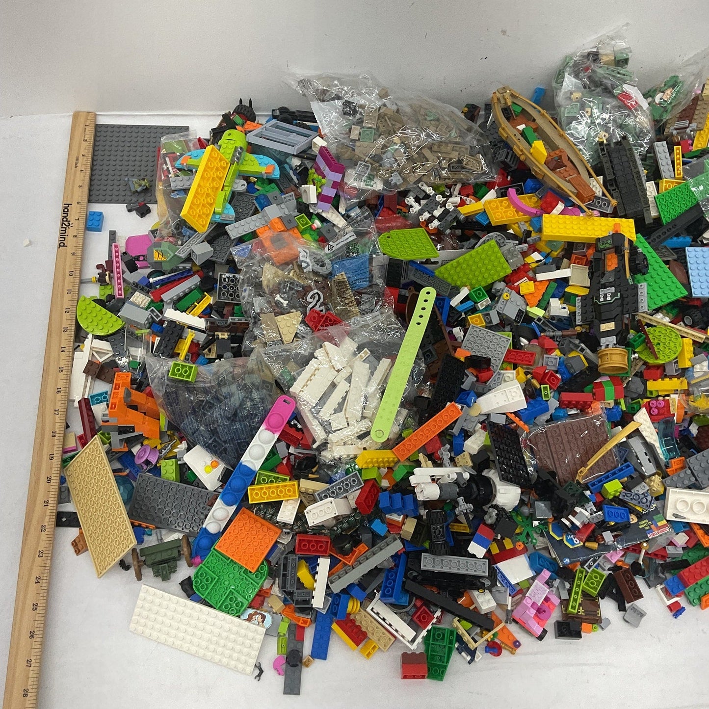 HUGE LOT 25 lbs Assorted Random LEGO & Other Brand Bricks Building Kit Toy Sets - Warehouse Toys