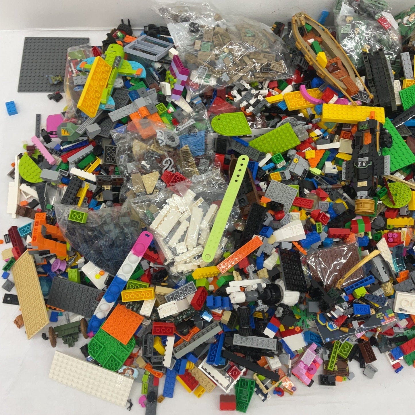 HUGE LOT 25 lbs Assorted Random LEGO & Other Brand Bricks Building Kit Toy Sets - Warehouse Toys