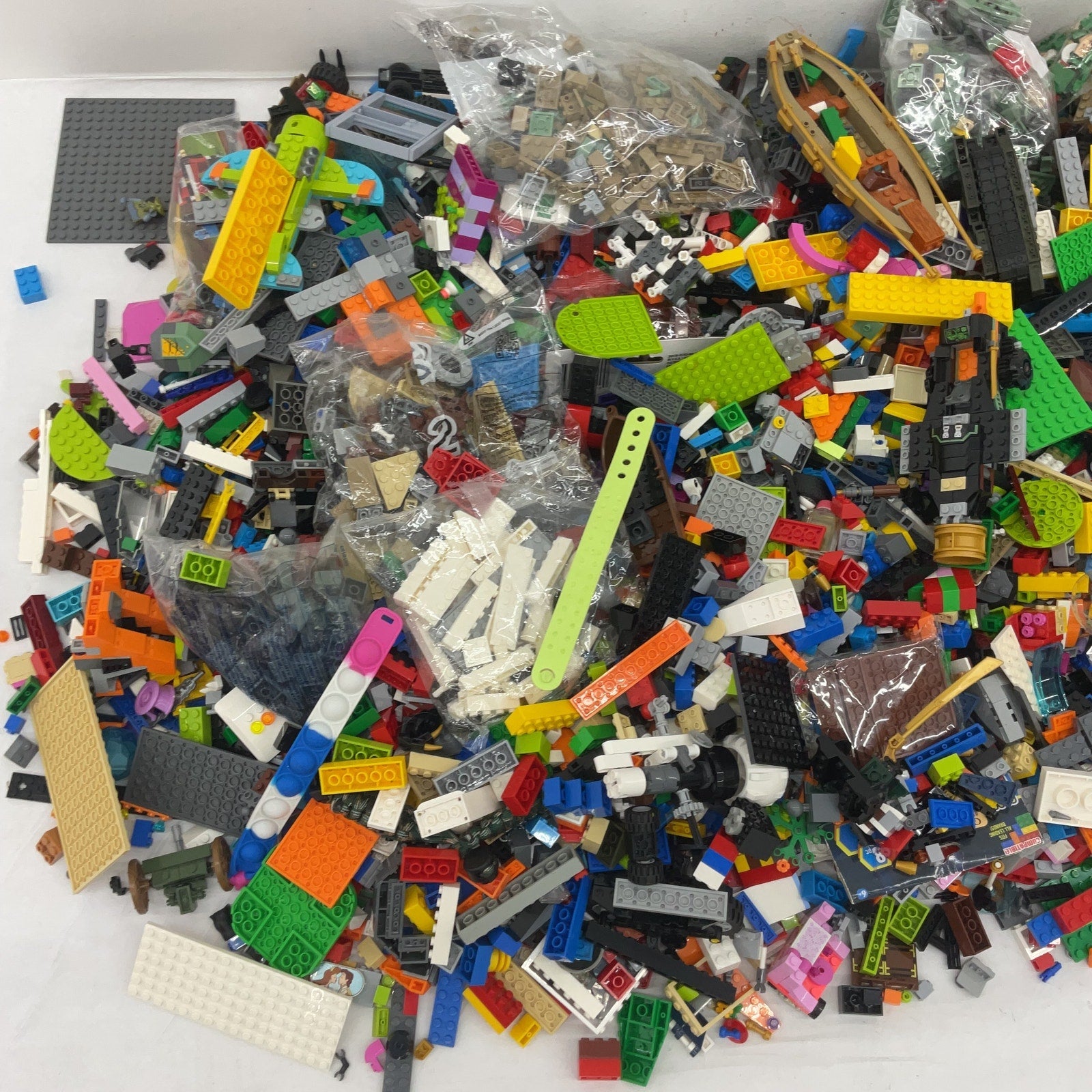 HUGE LOT 25 lbs Assorted Random LEGO & Other Brand Bricks Building Kit Toy Sets - Warehouse Toys