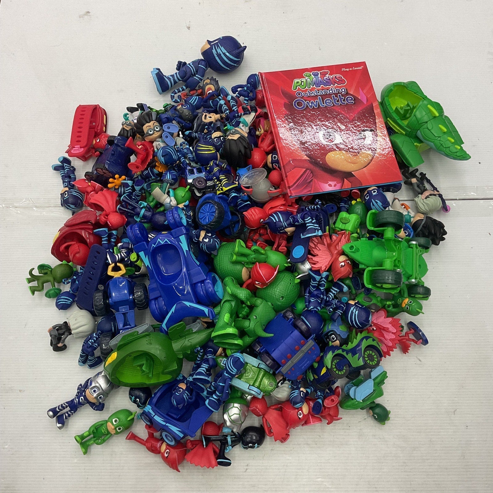 HUGE Mixed LOT 12 lbs PJ Masks Action Figures Toys Accessories Preowned Catboy - Warehouse Toys