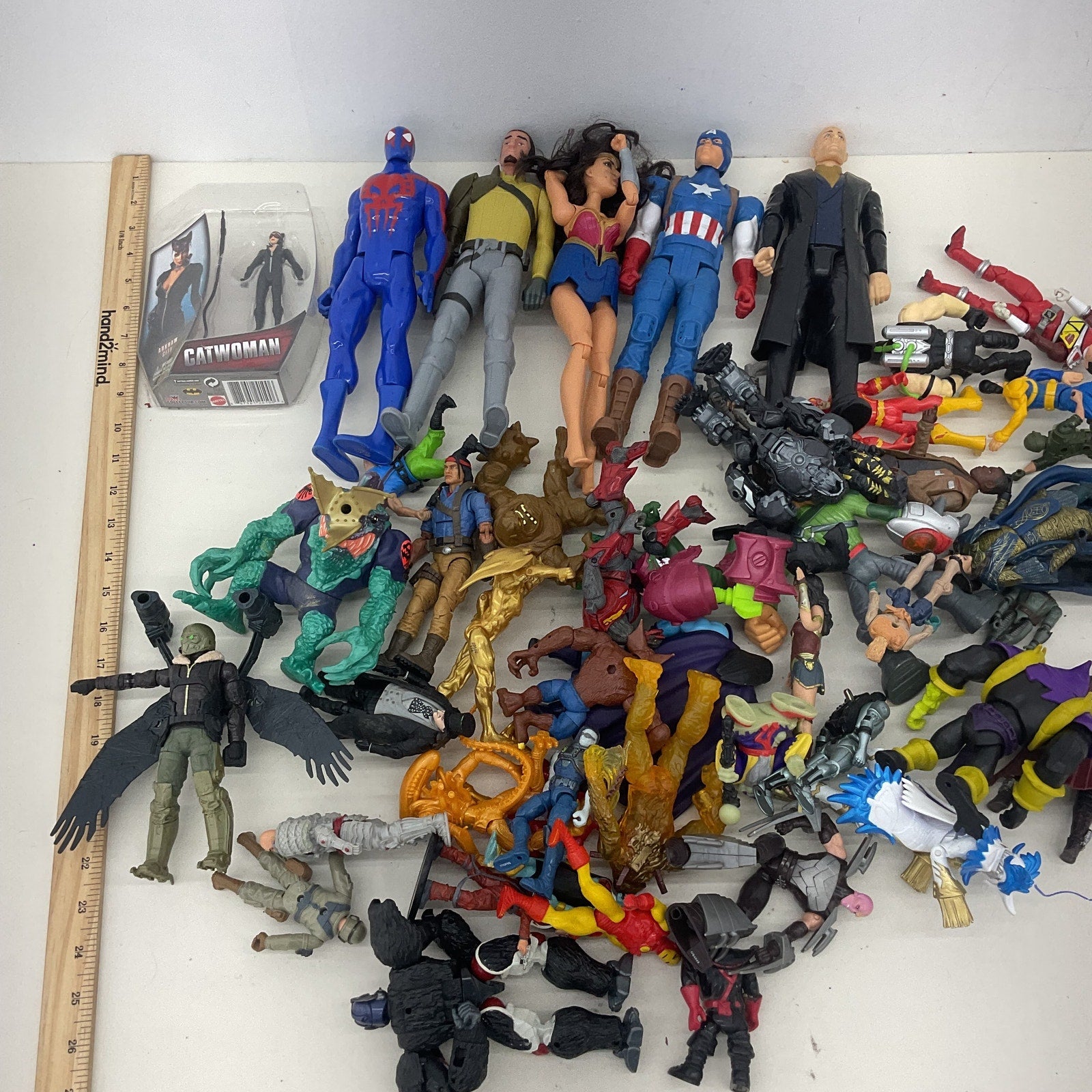 Huge Mixed Random Loose LOT 10 lbs Marvel & Others Action Figures Toys Preowned - Warehouse Toys