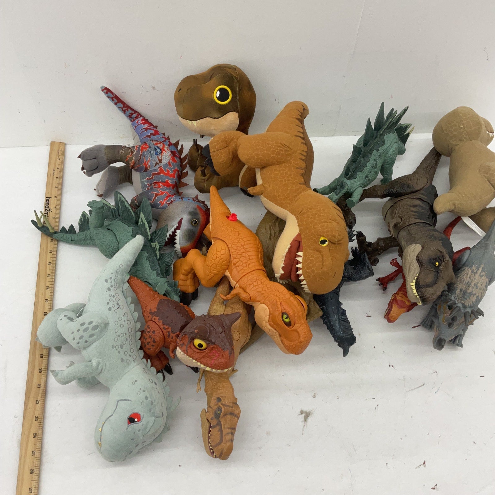 Jurassic Park World T - Rex Dinosaur Action Figures Collection 12 lbs Preowned LOT - Warehouse Toys