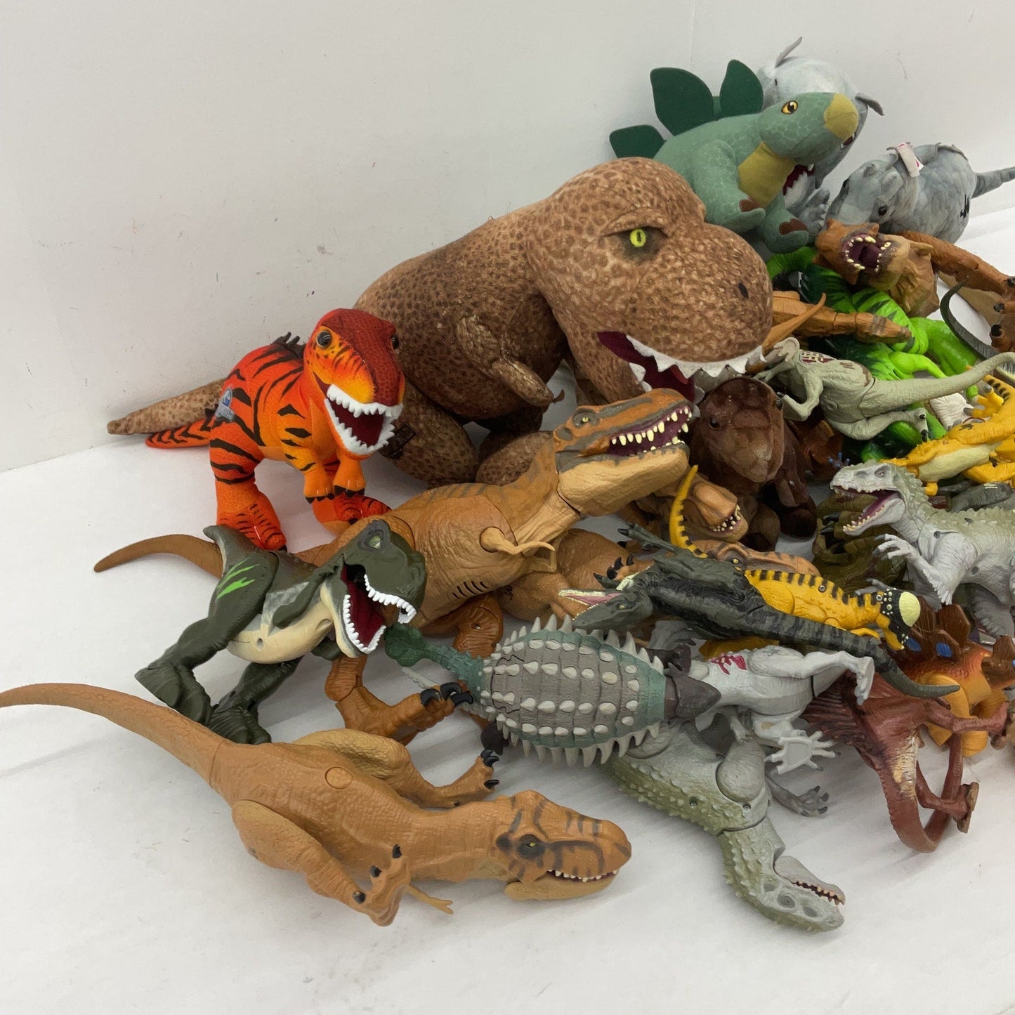 Jurassic Park World T - Rex Dinosaur Action Figures Collection 20 lbs Preowned LOT - Warehouse Toys