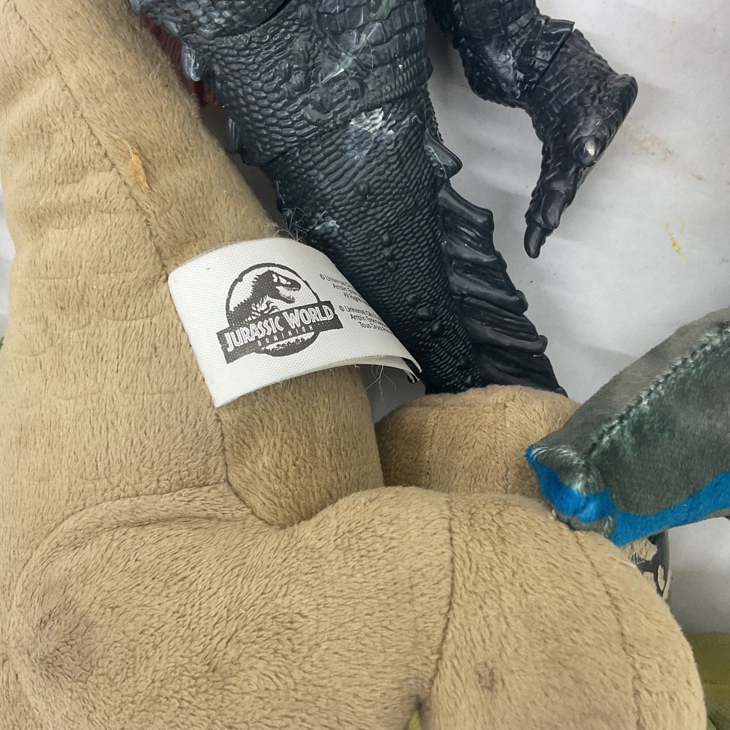 Jurassic Park World T - Rex Dinosaur Action Figures & Plush 21 lbs Preowned LOT - Warehouse Toys