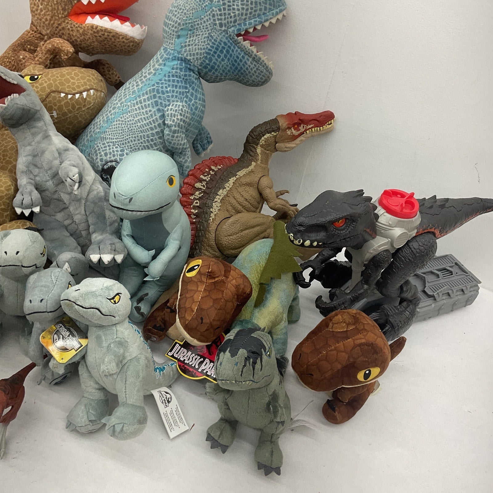Jurassic World Park Stuffed Animals Dinosaur T - Rex Mixed LOT 12 lbs Preowned - Warehouse Toys