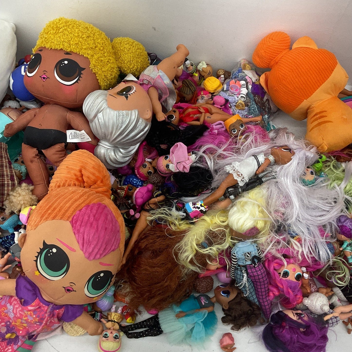 Large LOT 25 lbs LOT MGA LOL OMG Surprise Big Lil Sistas Fashion Dolls Preowned - Warehouse Toys